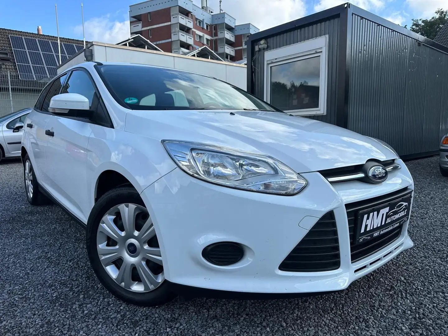 Ford Focus Kombi 1.0l *TÜV/ASU NEU* Wit - 1