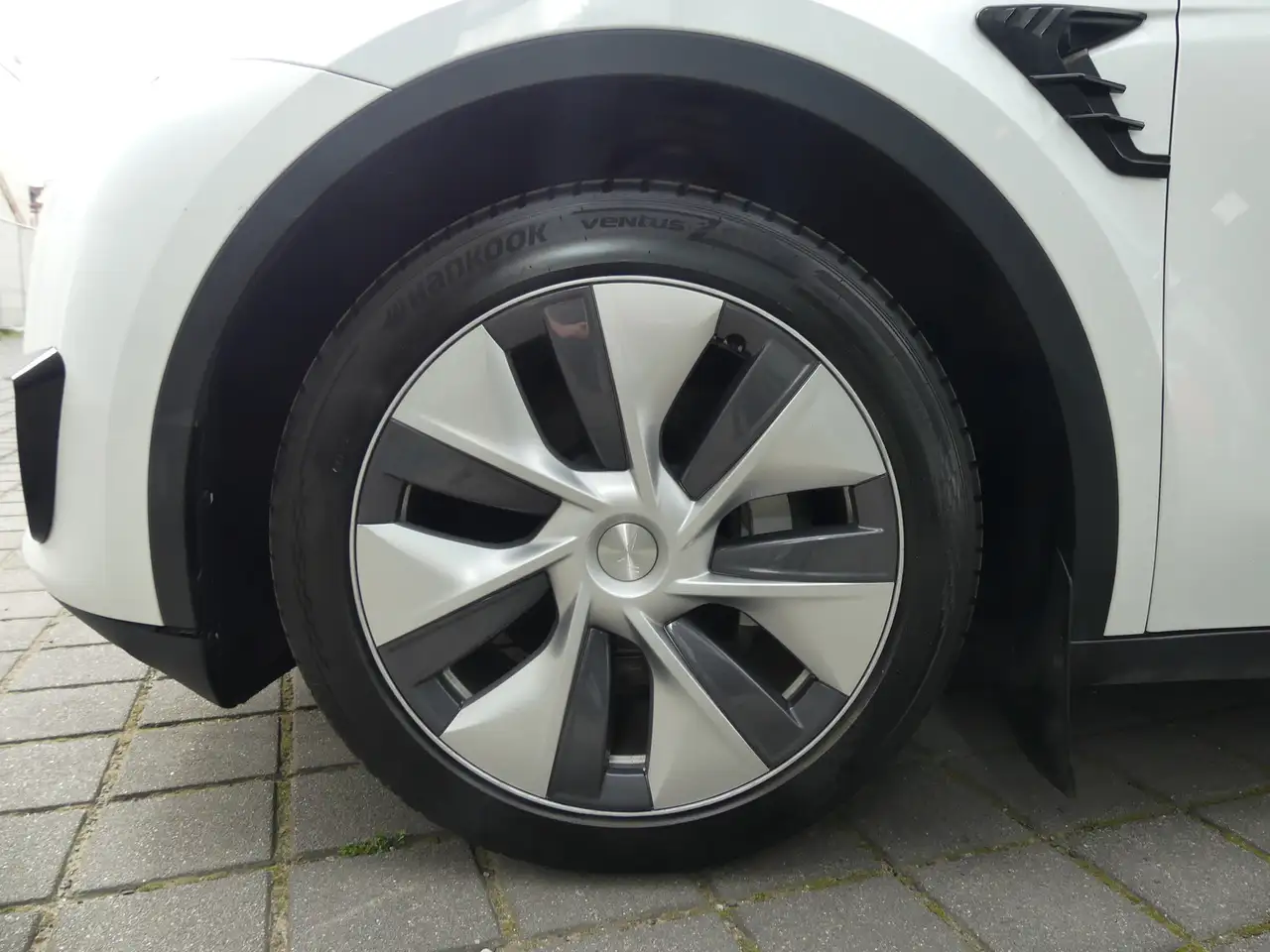 Tesla Model Y Long Range Dual AWD PANO/360°/LED/WÄRMEPUMPE, миниатюра 21