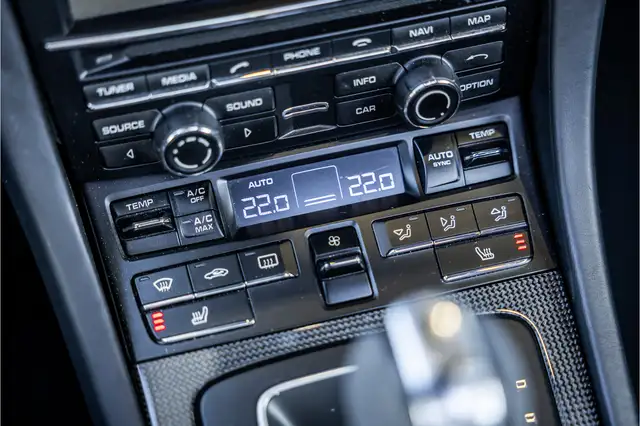 Porsche 991 view 18
