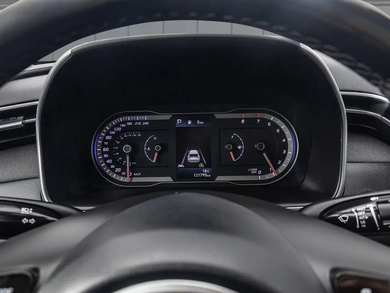 Hyundai TUCSON снимка Hyundai TUCSON