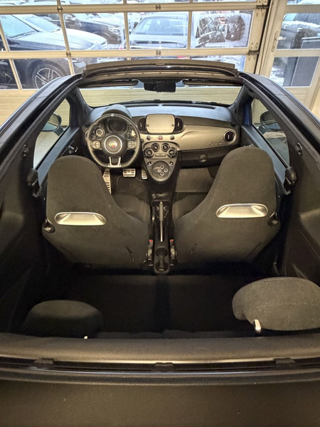 Abarth 500 Cabrio AUTOM KLIMA APPLECARPLAY PDC — photo 12