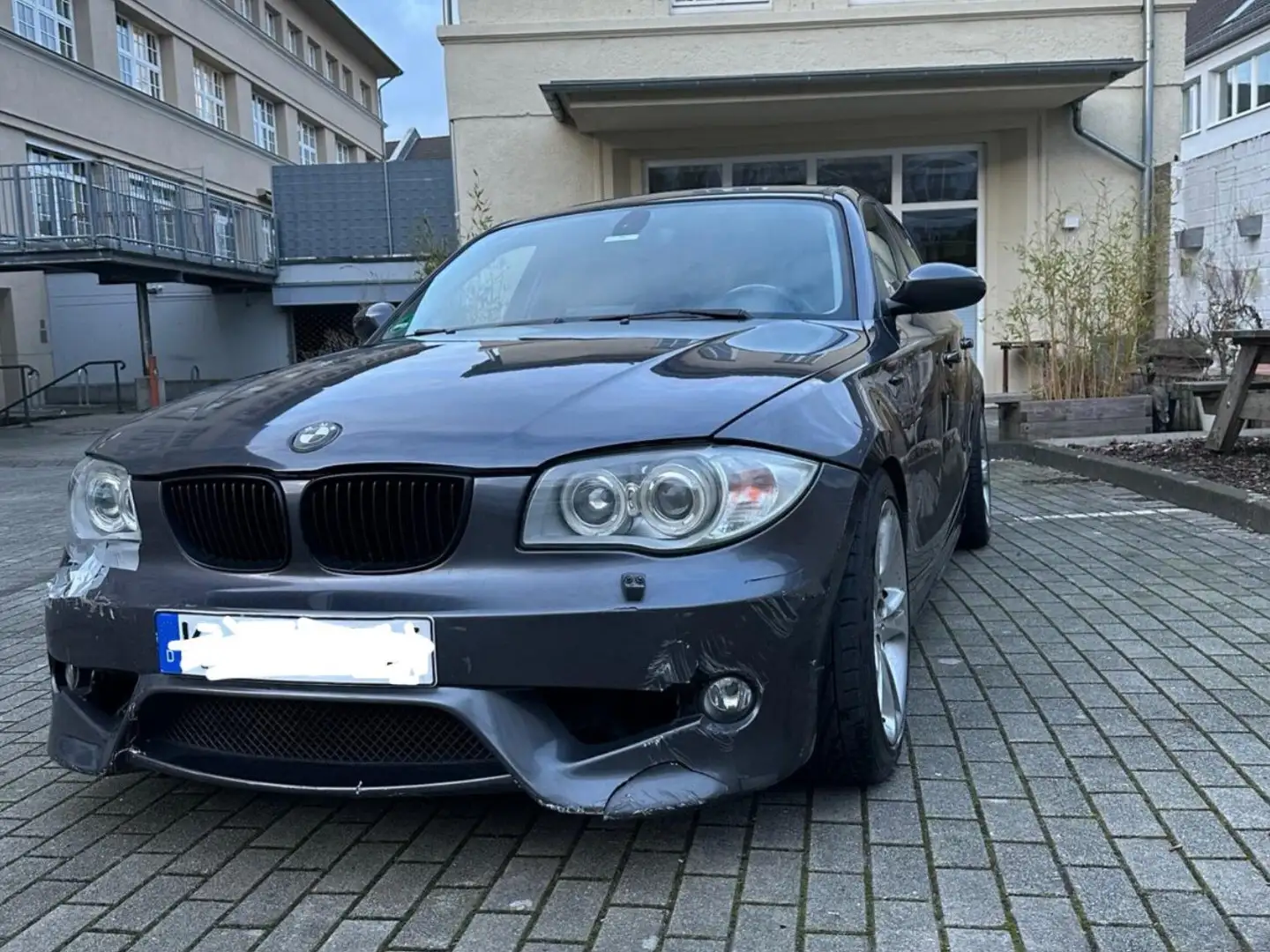 BMW 120 i Szary - 1