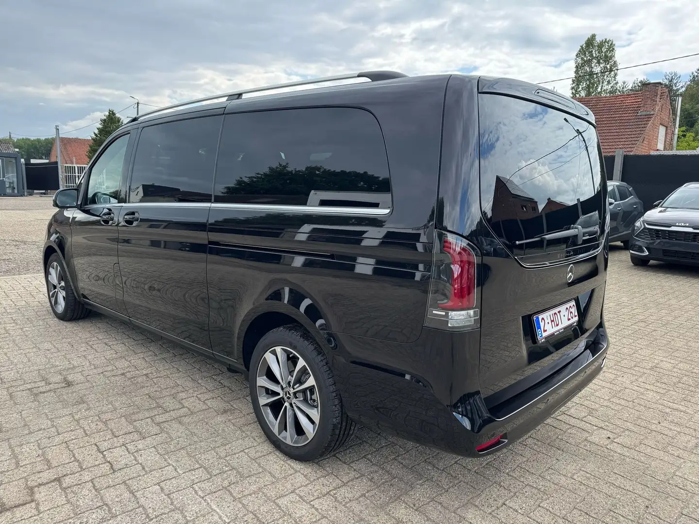 Mercedes-Benz V 250 V 250 d L3 9G-TRONIC Avantgarde Negru - 2