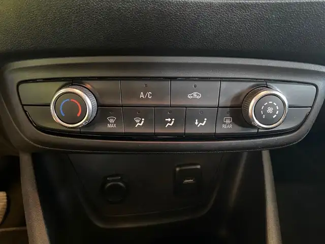 Opel Crossland view 11