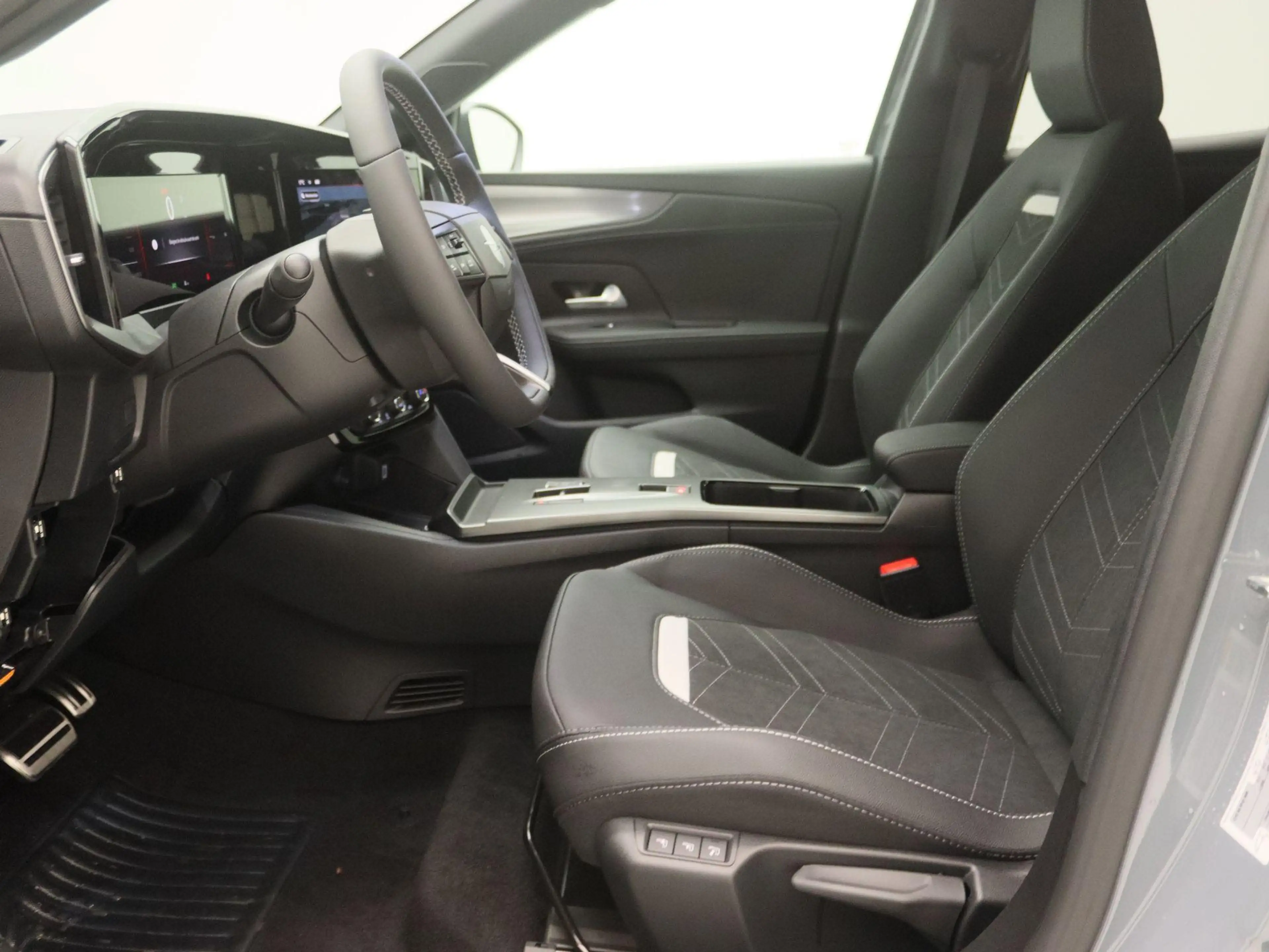 Opel Mokka 1.2 Turbo Hybrid Ultimate | THE BIG EVENT | VOORRA — photo 12
