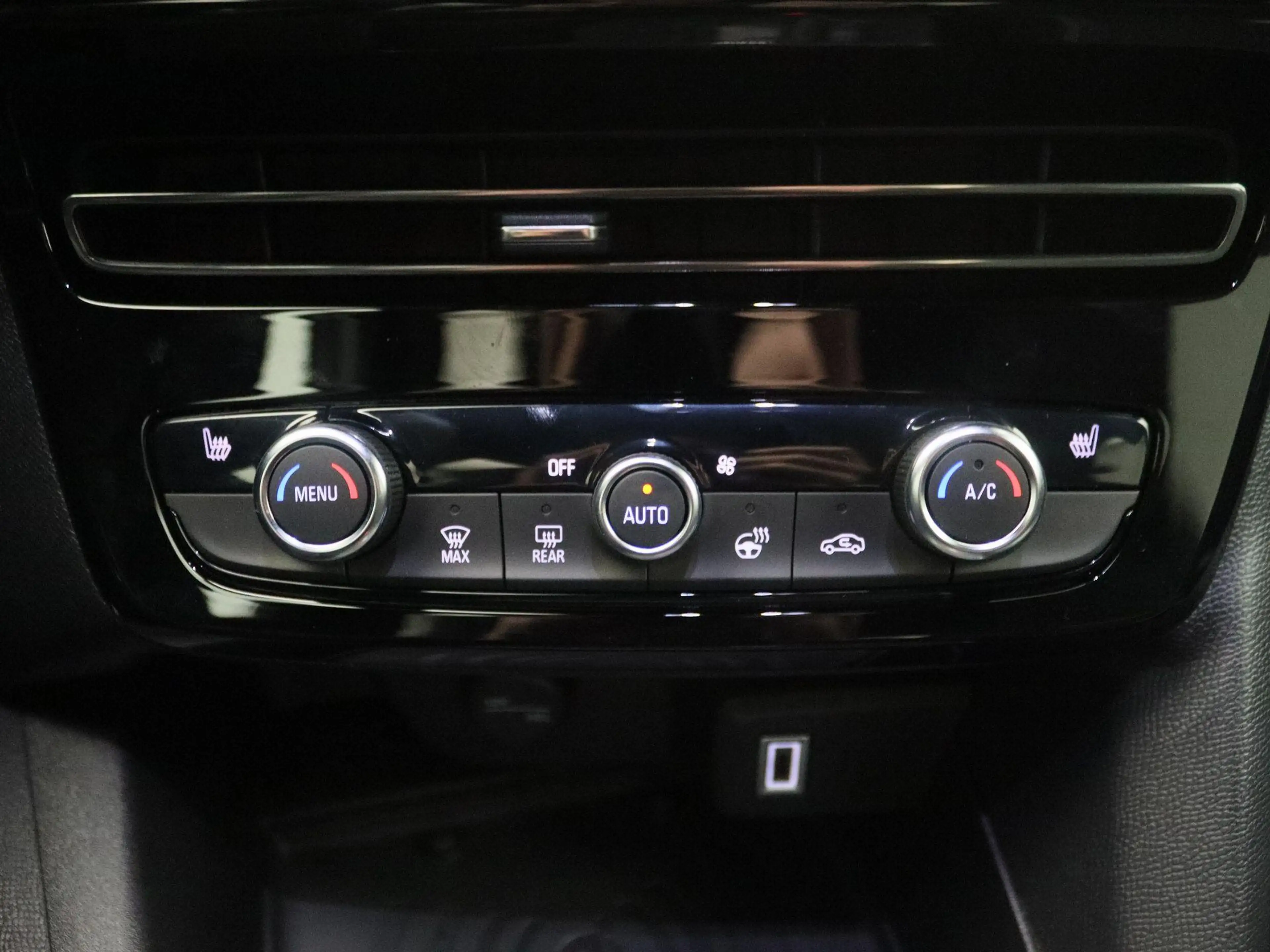 Opel Mokka 1.2 Turbo Hybrid Ultimate | THE BIG EVENT | VOORRA — photo 10