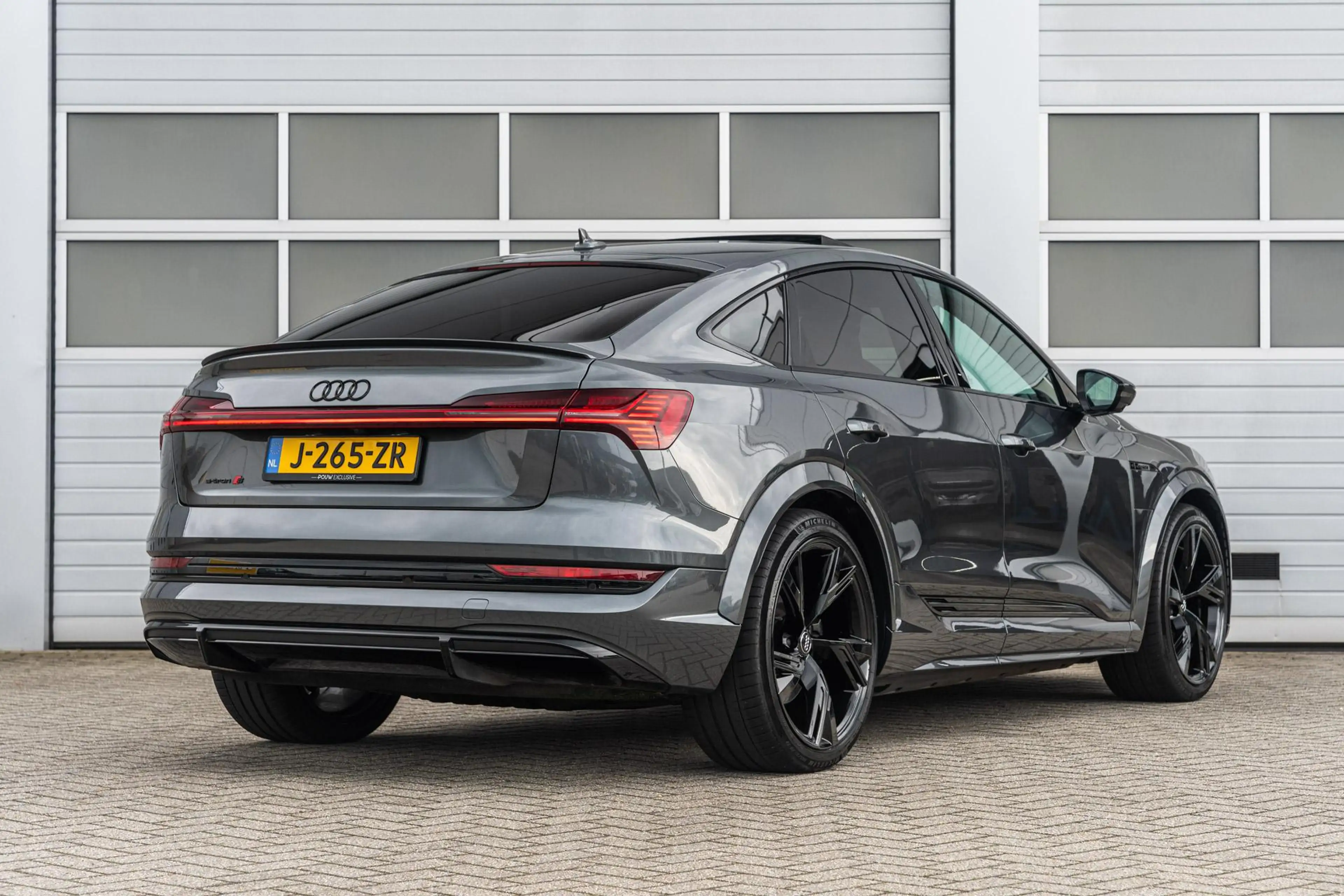 Audi e-tron S Sportback 503pk quattro 95 kWh | Panoramadak | 2 — photo 2