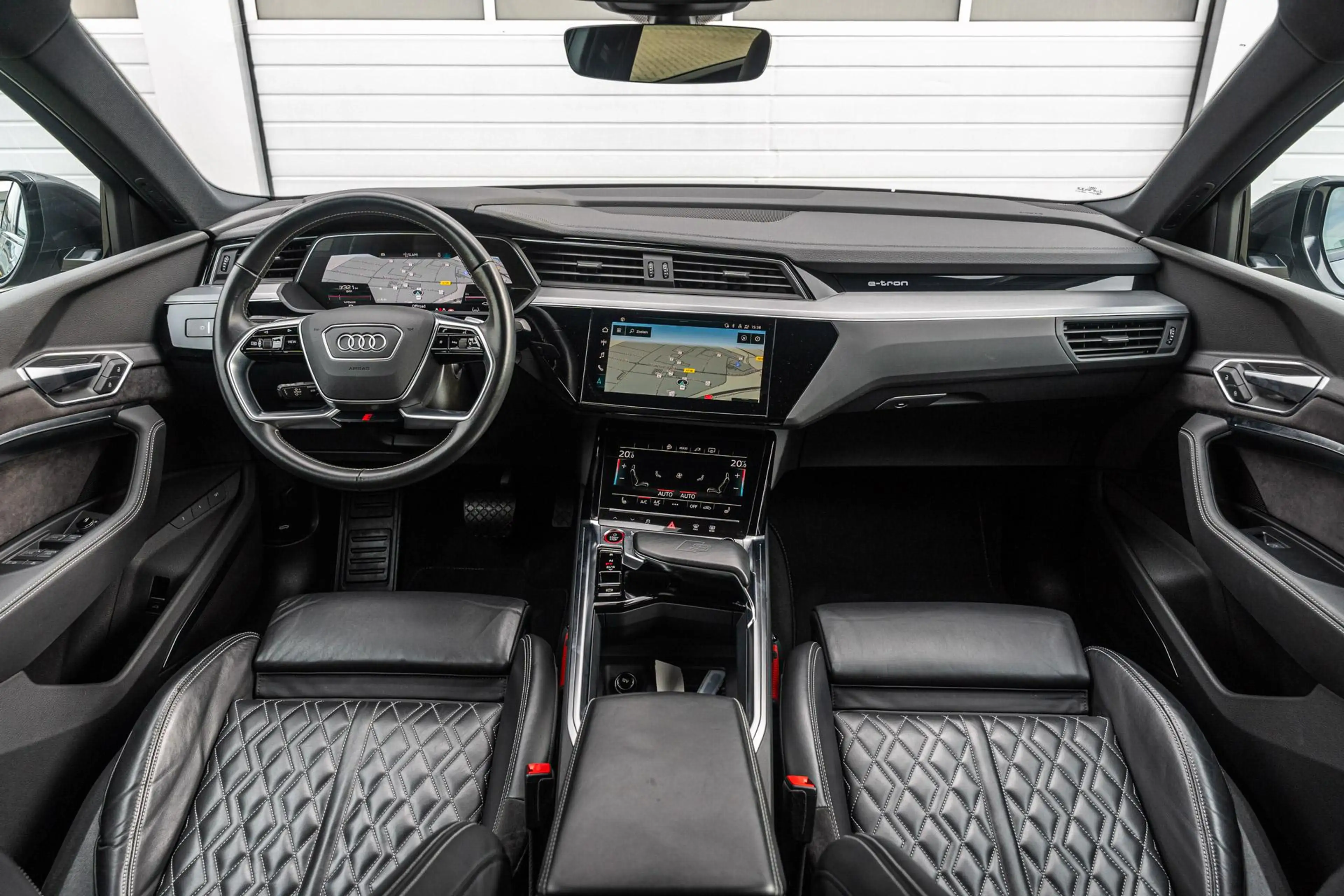 Audi e-tron S Sportback 503pk quattro 95 kWh | Panoramadak | 2 — photo 4
