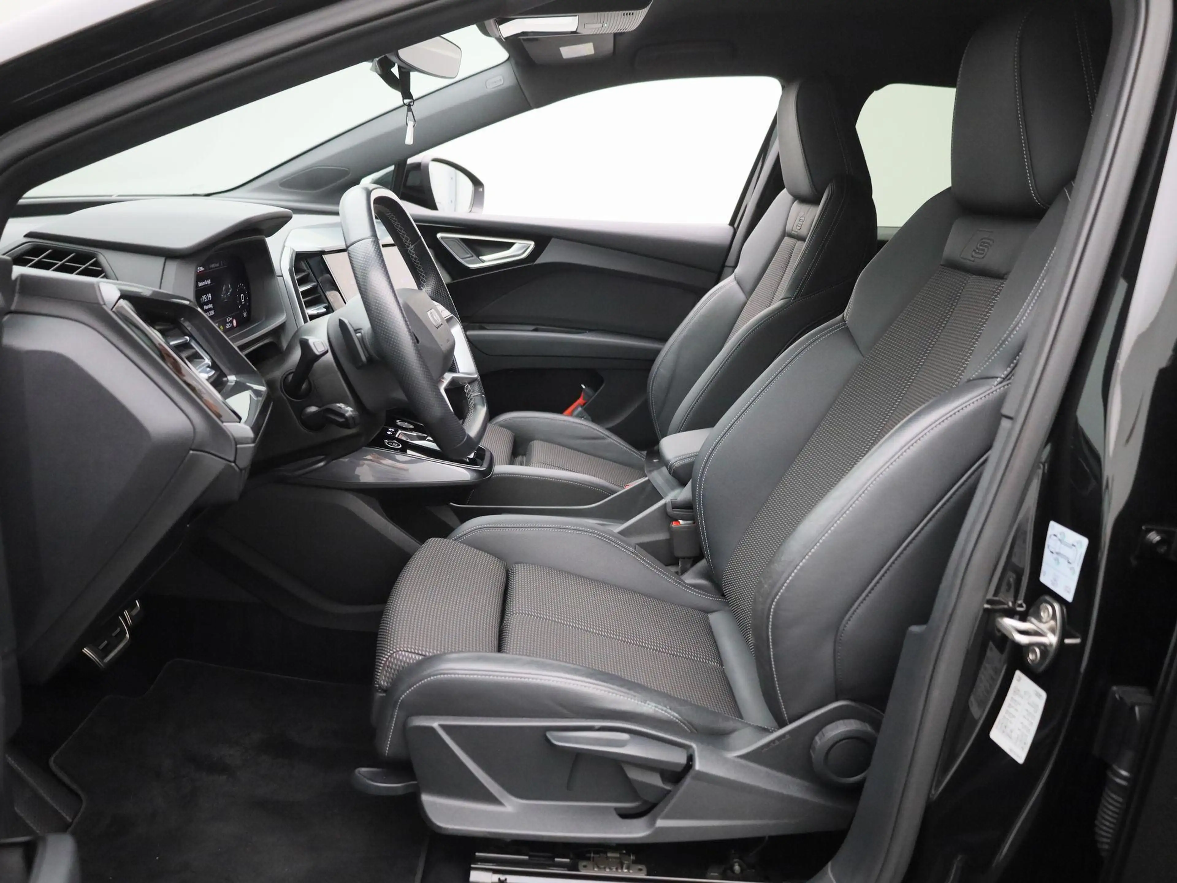 Audi Q4 e-tron 40 S edition 77 kWh | 96,1% SOH | — photo 10