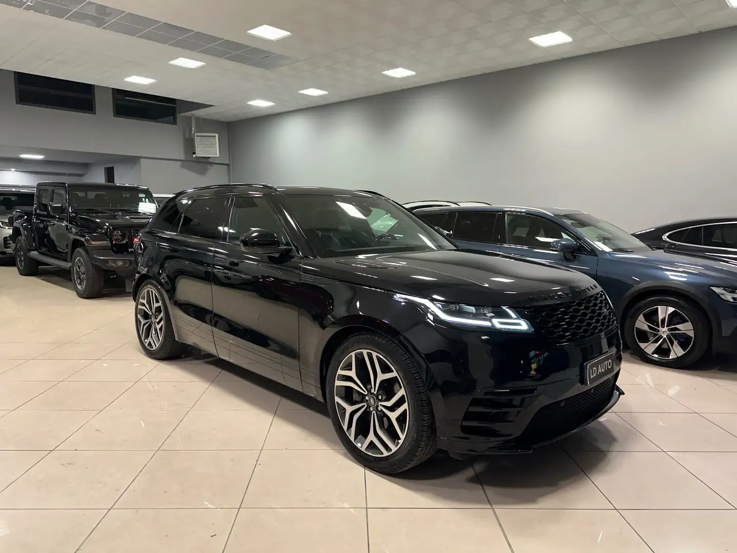 Land Rover Range Rover Velar Range Rover Velar 2.0d i4 R-Dynamic 240cv my19 - 1