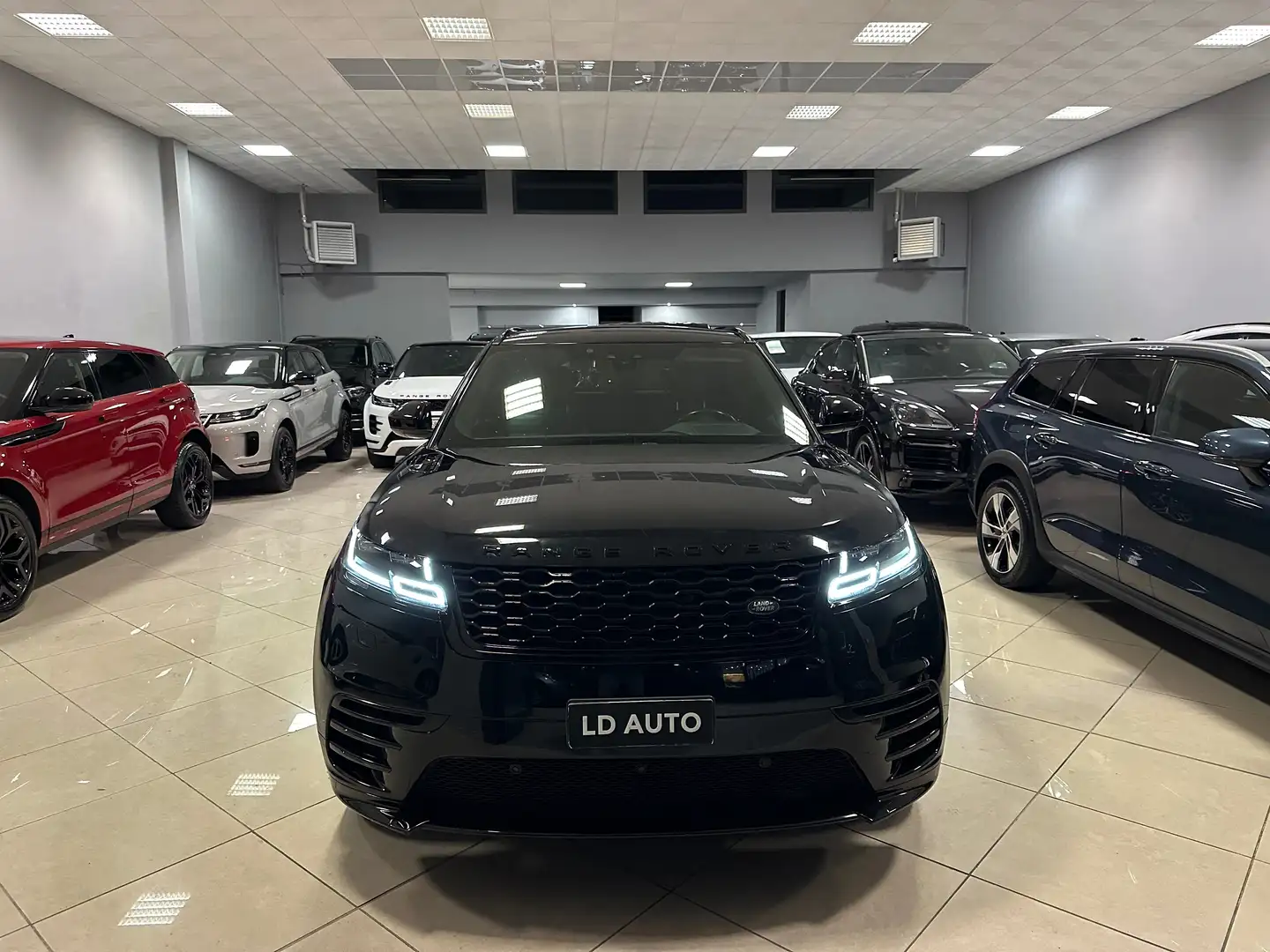 Land Rover Range Rover Velar Range Rover Velar 2.0d i4 R-Dynamic 240cv my19 - 2