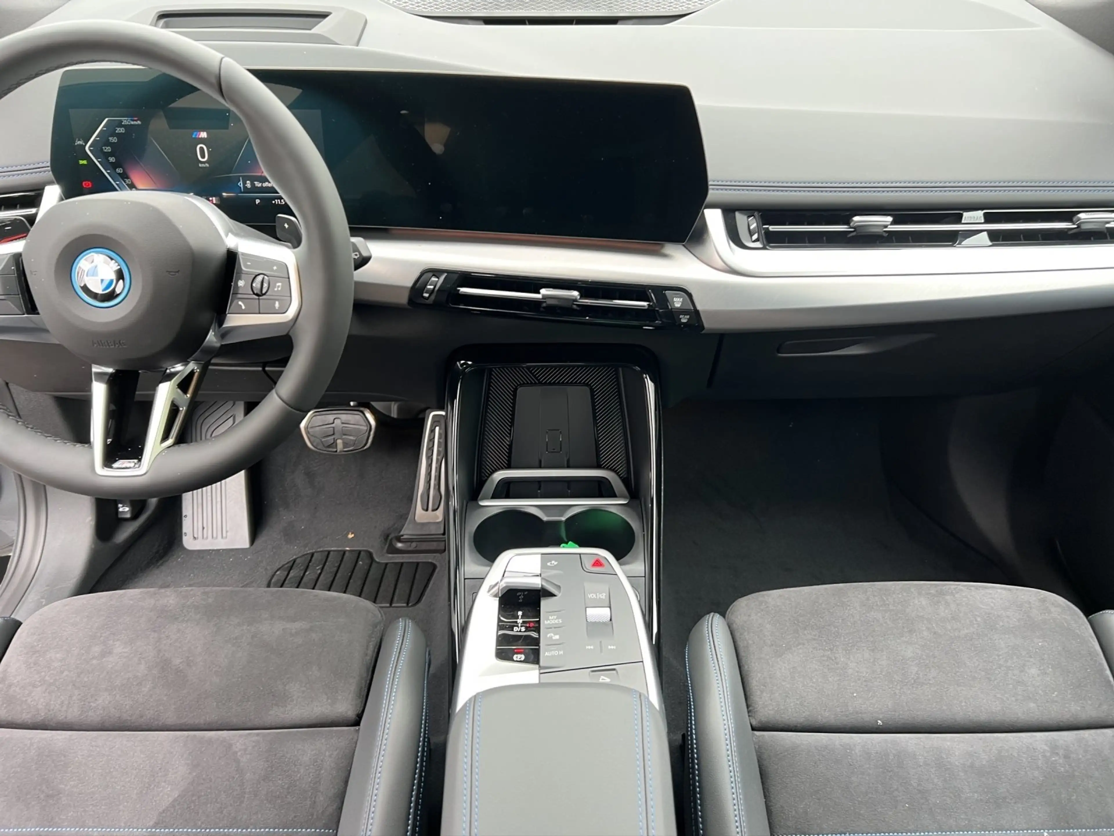 BMW 230 e xDrive M Sportpaket Head-Up Harman Kardon Drivin — photo 11