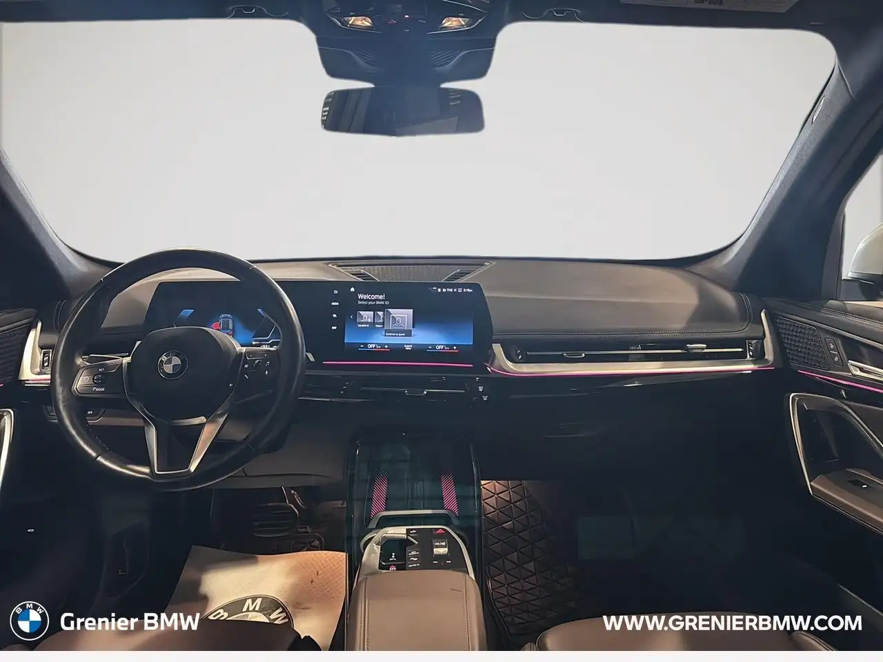 BMW X1 снимка BMW X1