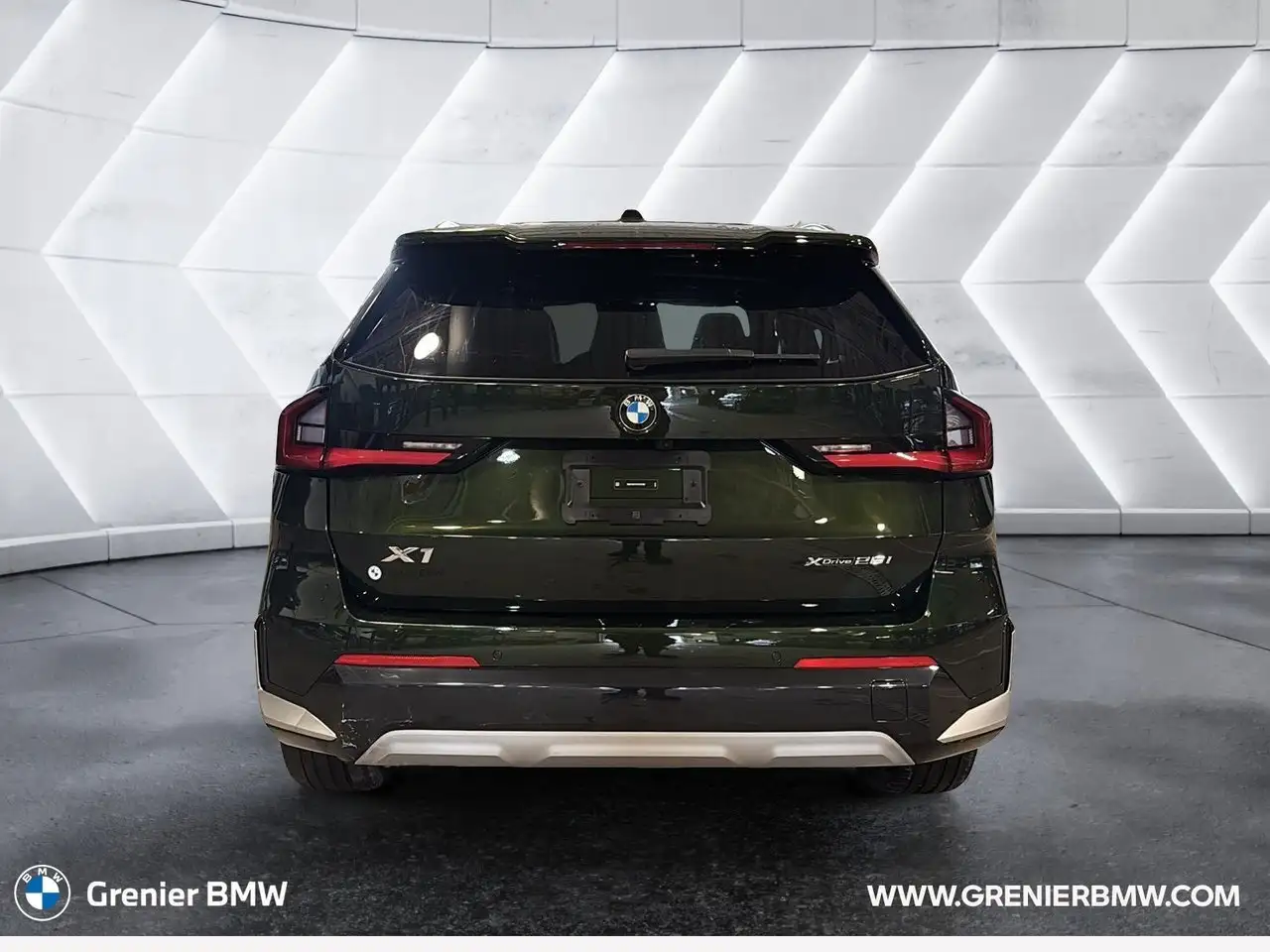 BMW X1 снимка BMW X1