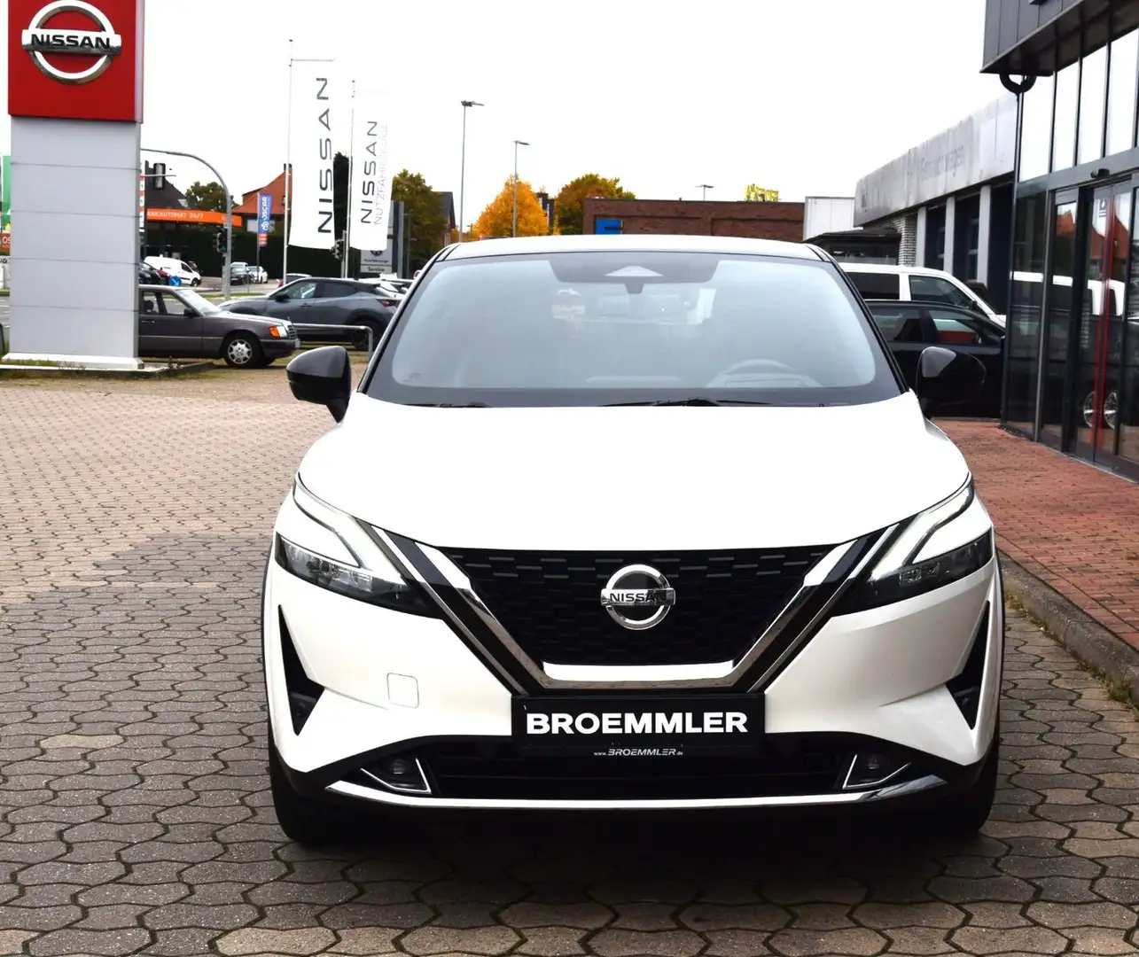 Nissan Qashqai Tekna Head Up 360 Teilleder AHK Weiß - 2