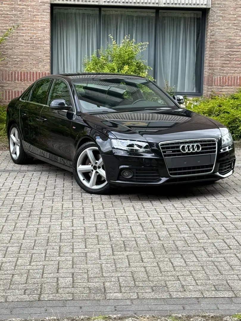 Audi A4 Audi A4 2.0TFSI Essence S-line Quattro Euro 5 Zwart - 2