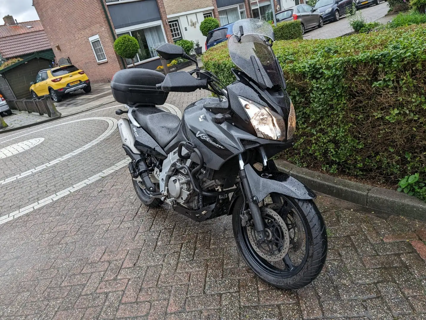 Suzuki V-Strom 650 Negru - 1