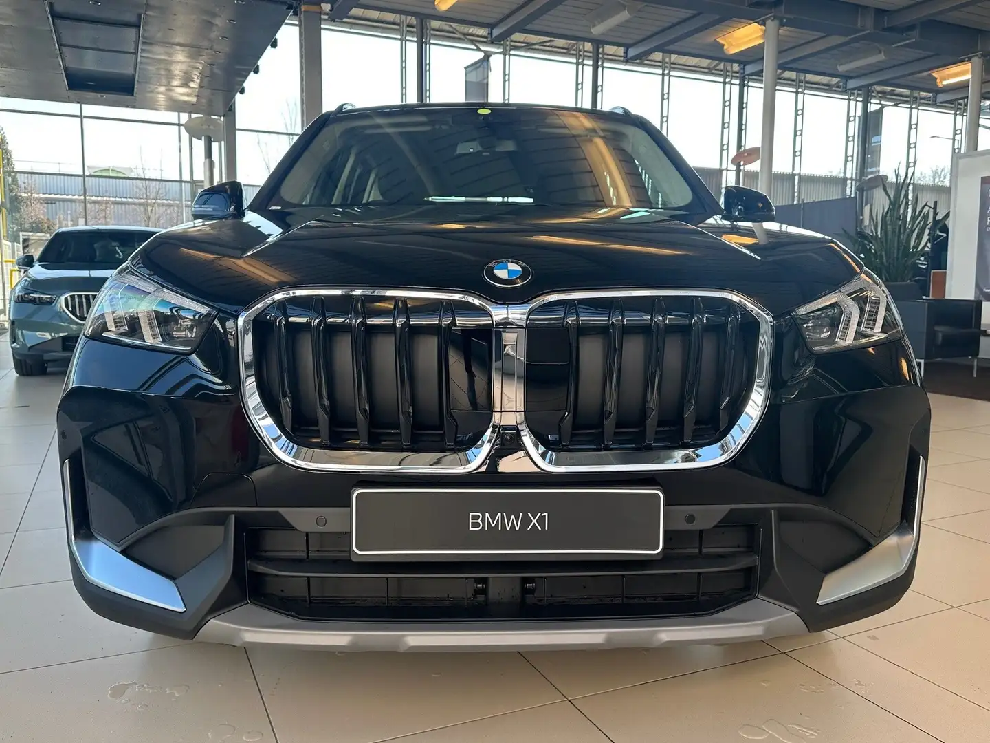 BMW X1 sDrive18i *Aktion* Nero - 1