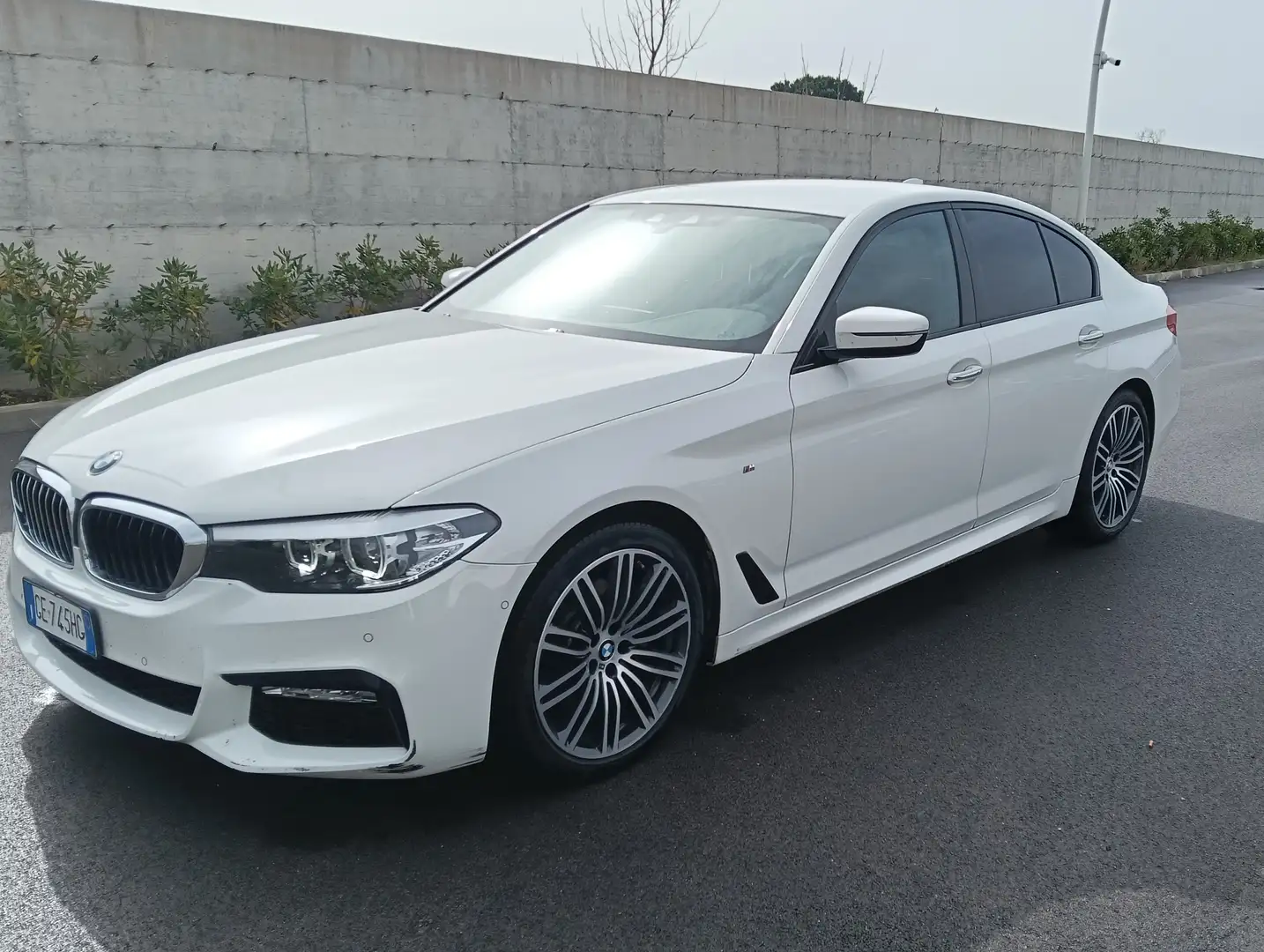 BMW 520 Serie 5 G30 Berlina 520d xdrive Msport auto Alb - 1