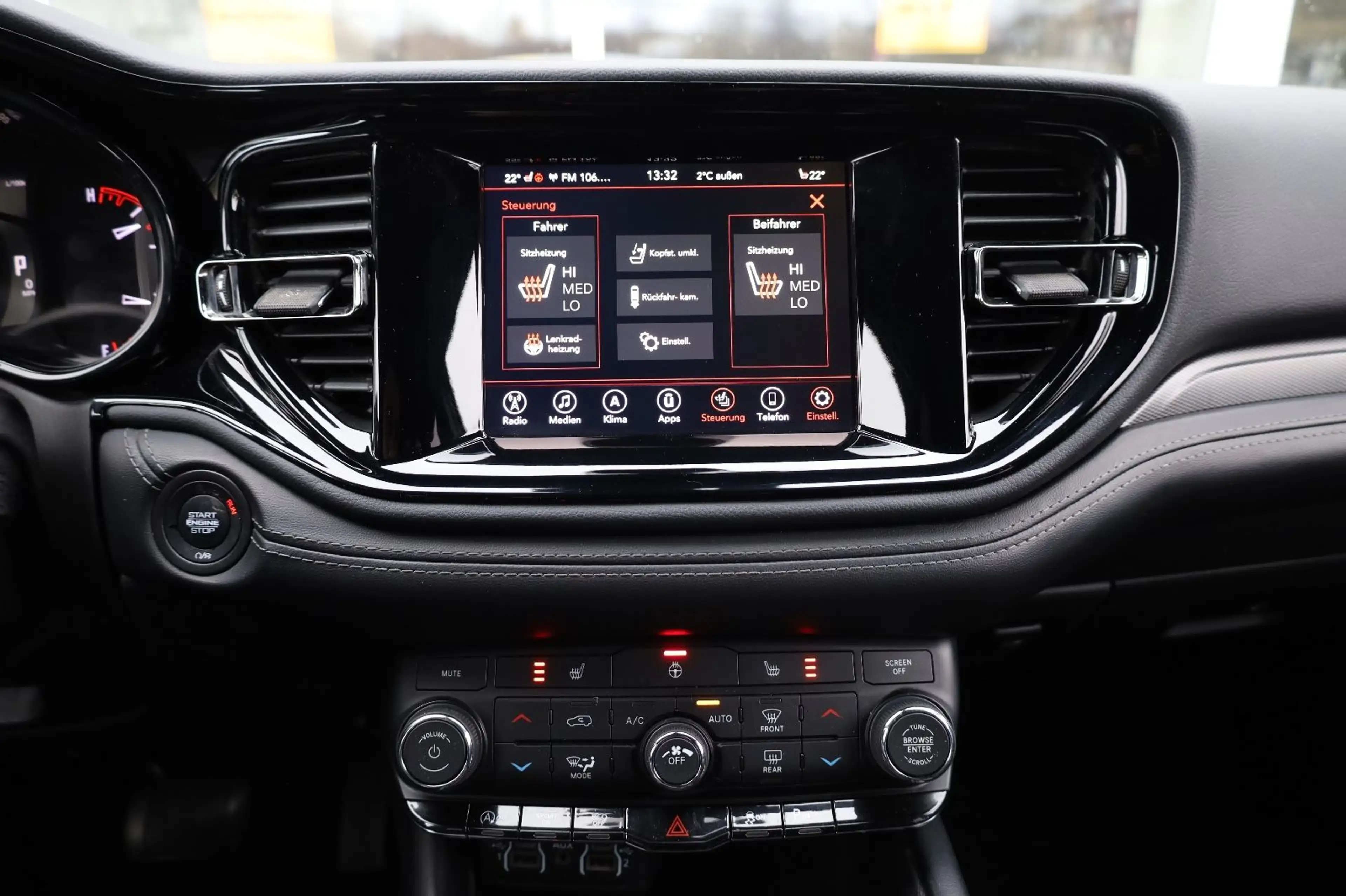 Dodge Durango 3.6 GT AWD/SHZ/LHZ/7-Sitzer/TEMP/BTH/R20 — photo 14