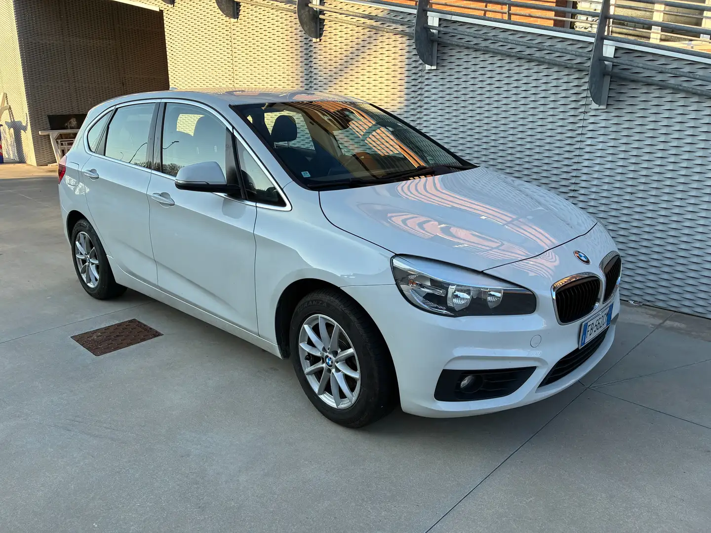 BMW 218 d Active Tourer auto Blanc - 1