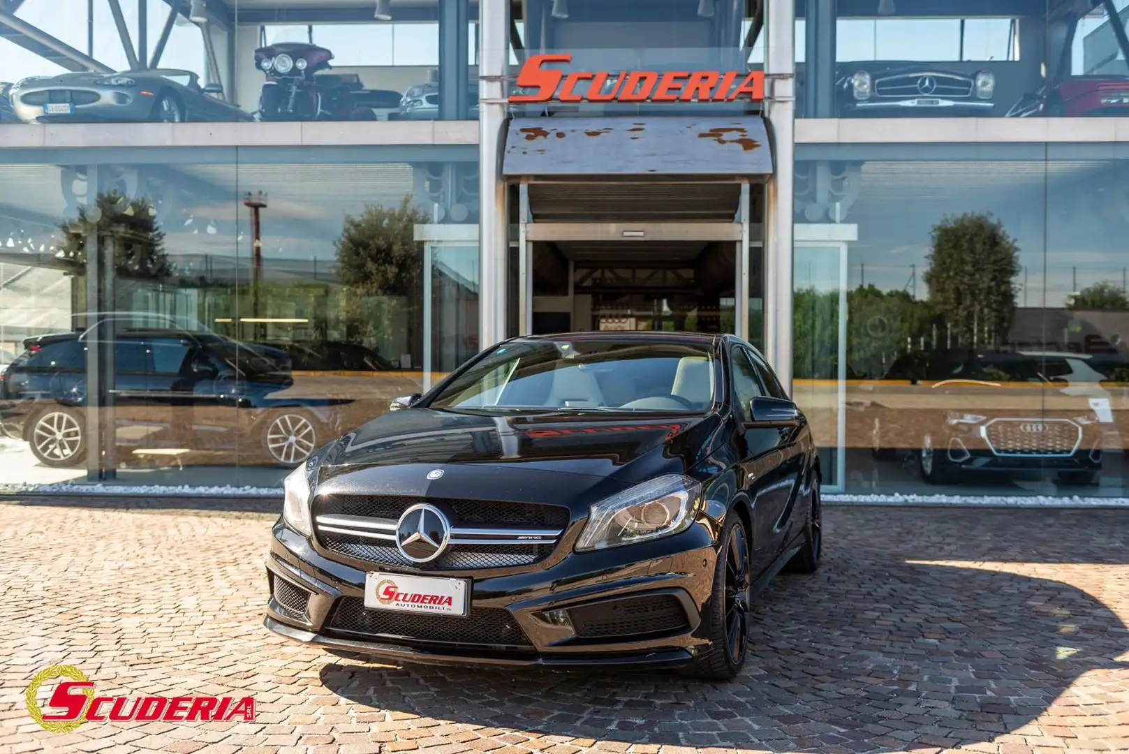 Mercedes-Benz A 45 AMG 4Matic Nero - 1