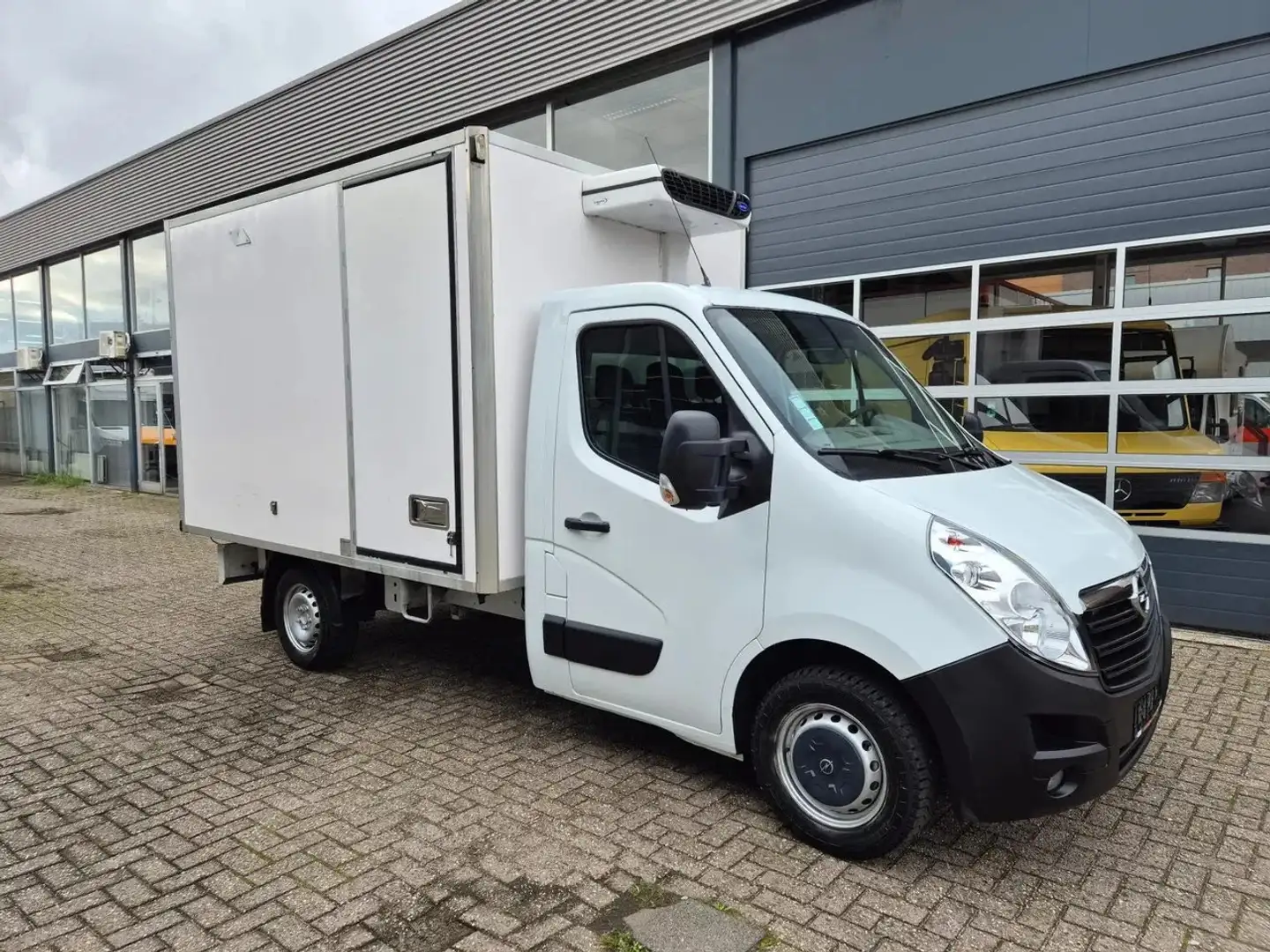 Opel Movano 2.3 CDTI Kuhlkoffer Carrier Viento 350 Euro 5B Wit - 1