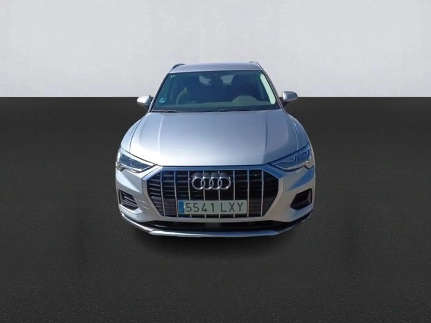 Audi Q3 35 TFSI Advanced S tronic Plateado - 2