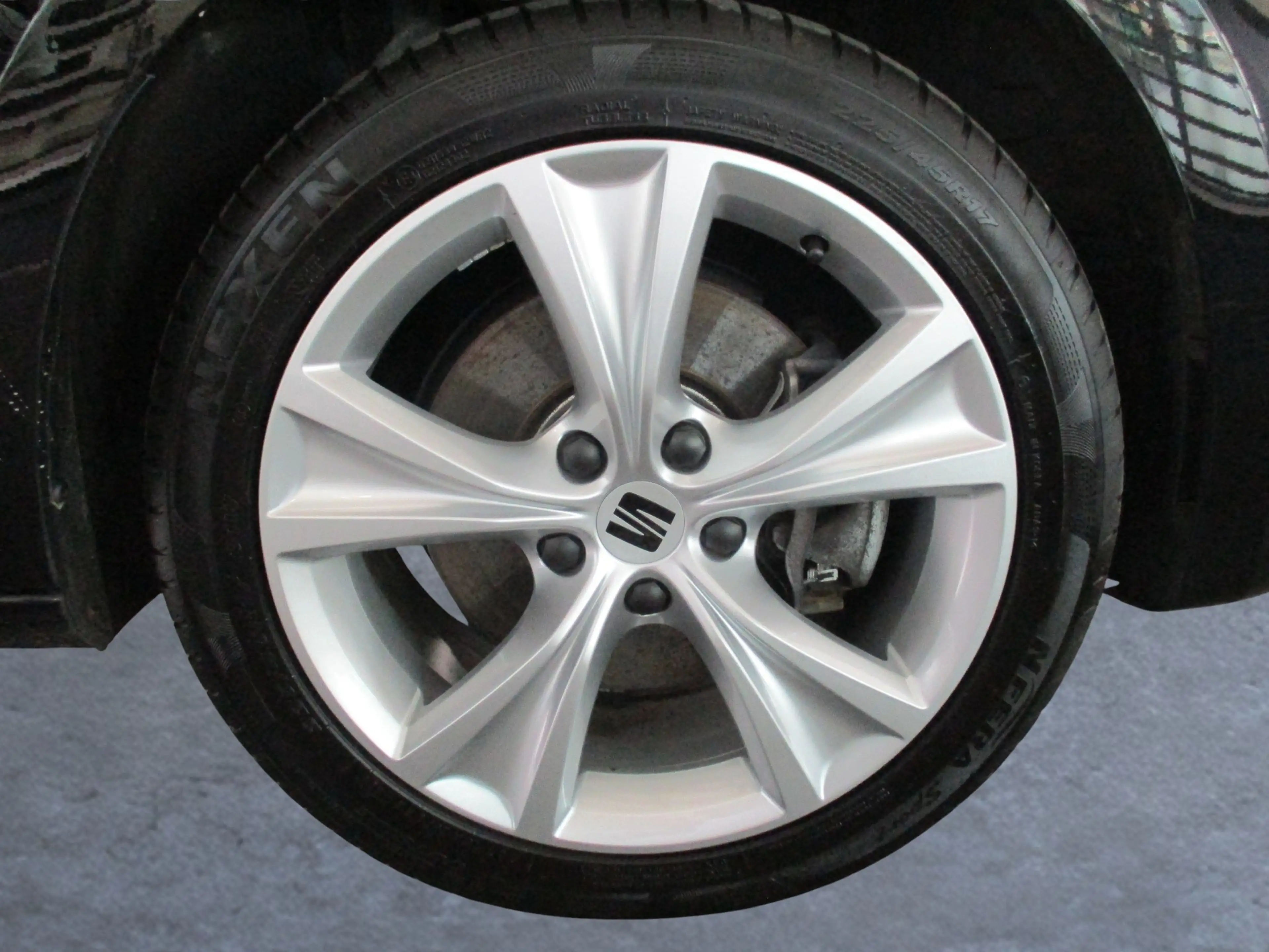 SEAT Leon e-Hybrid FR e-Hybrid Systemleistung 204 PS — photo 10