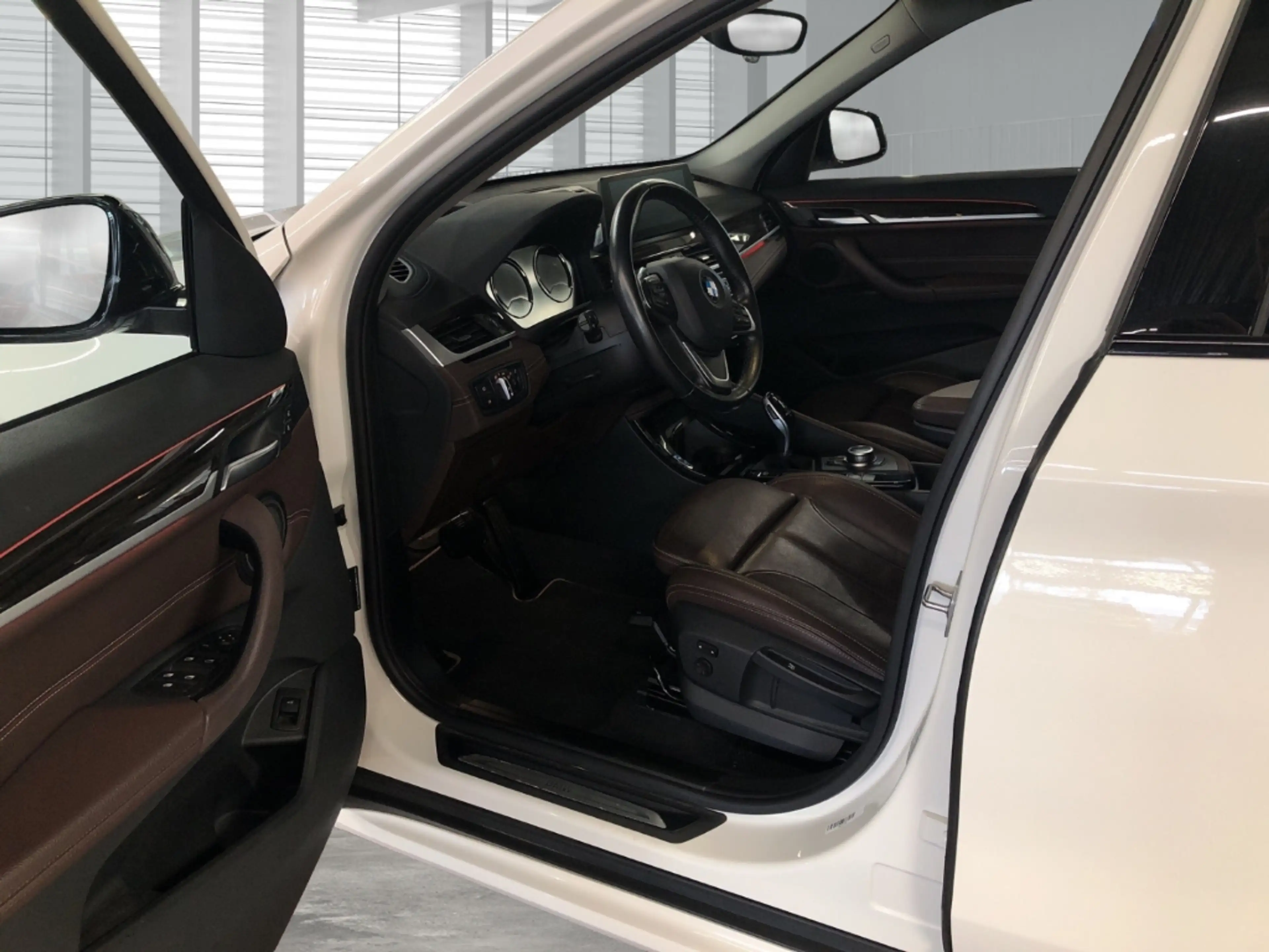 BMW X1 xDrive 20 d Sport Line HUD AD AHK-abnehmbar El. Pa — photo 10