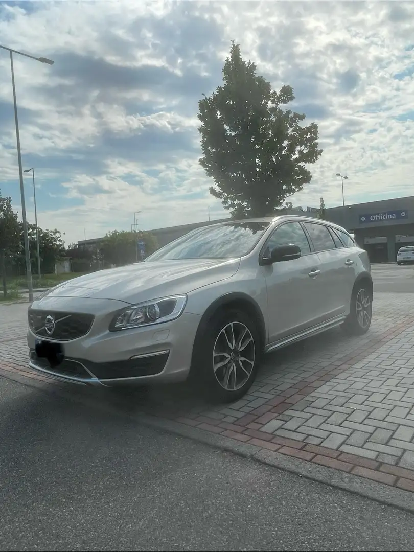 Volvo V60 Cross Country 2.4 d4 awd geartronic Oro - 1