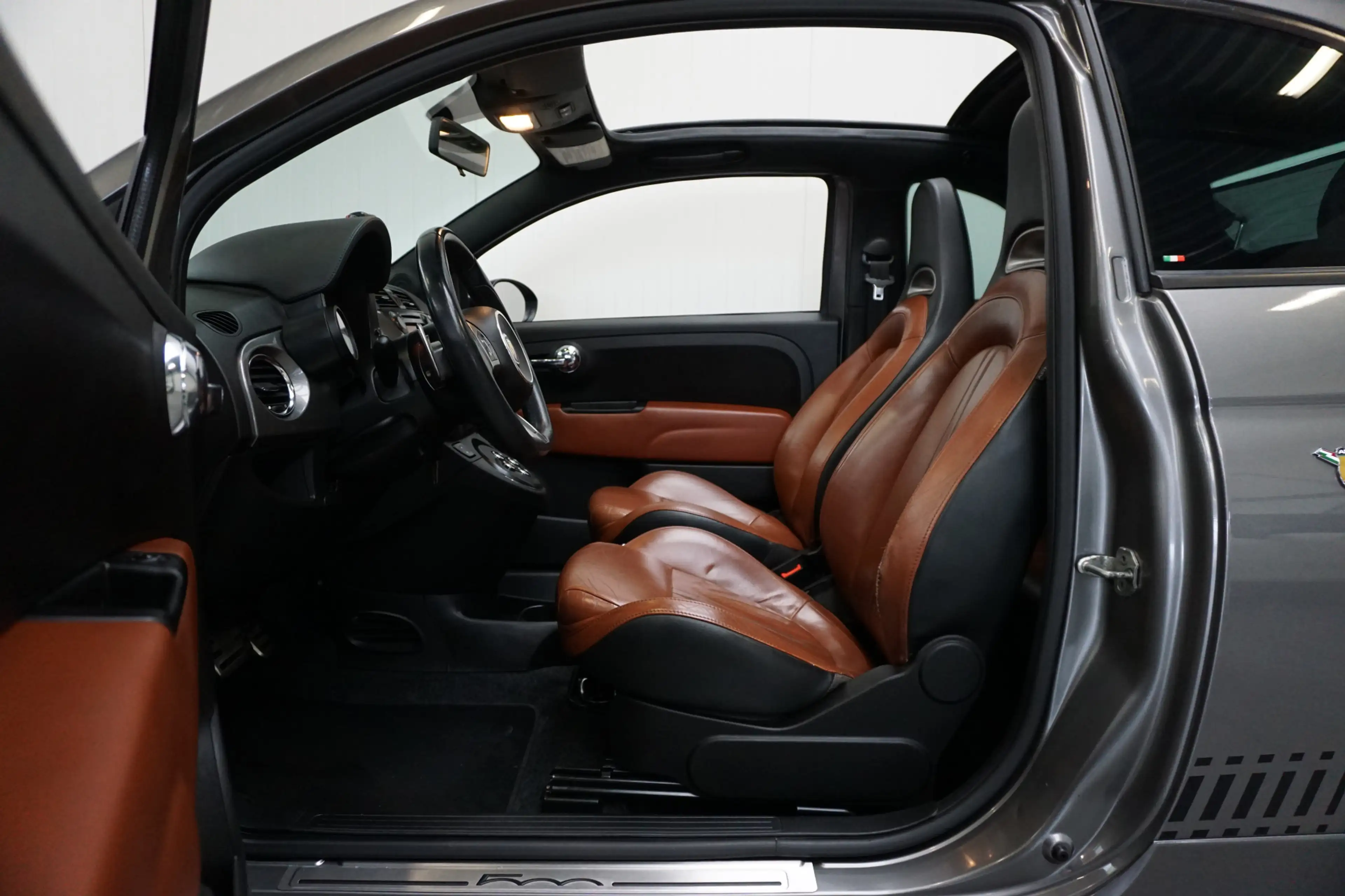Fiat 500C Abarth 1.4-16V 140 PK! AUTOMAAT! CABRIO! BOM VOL! — photo 36