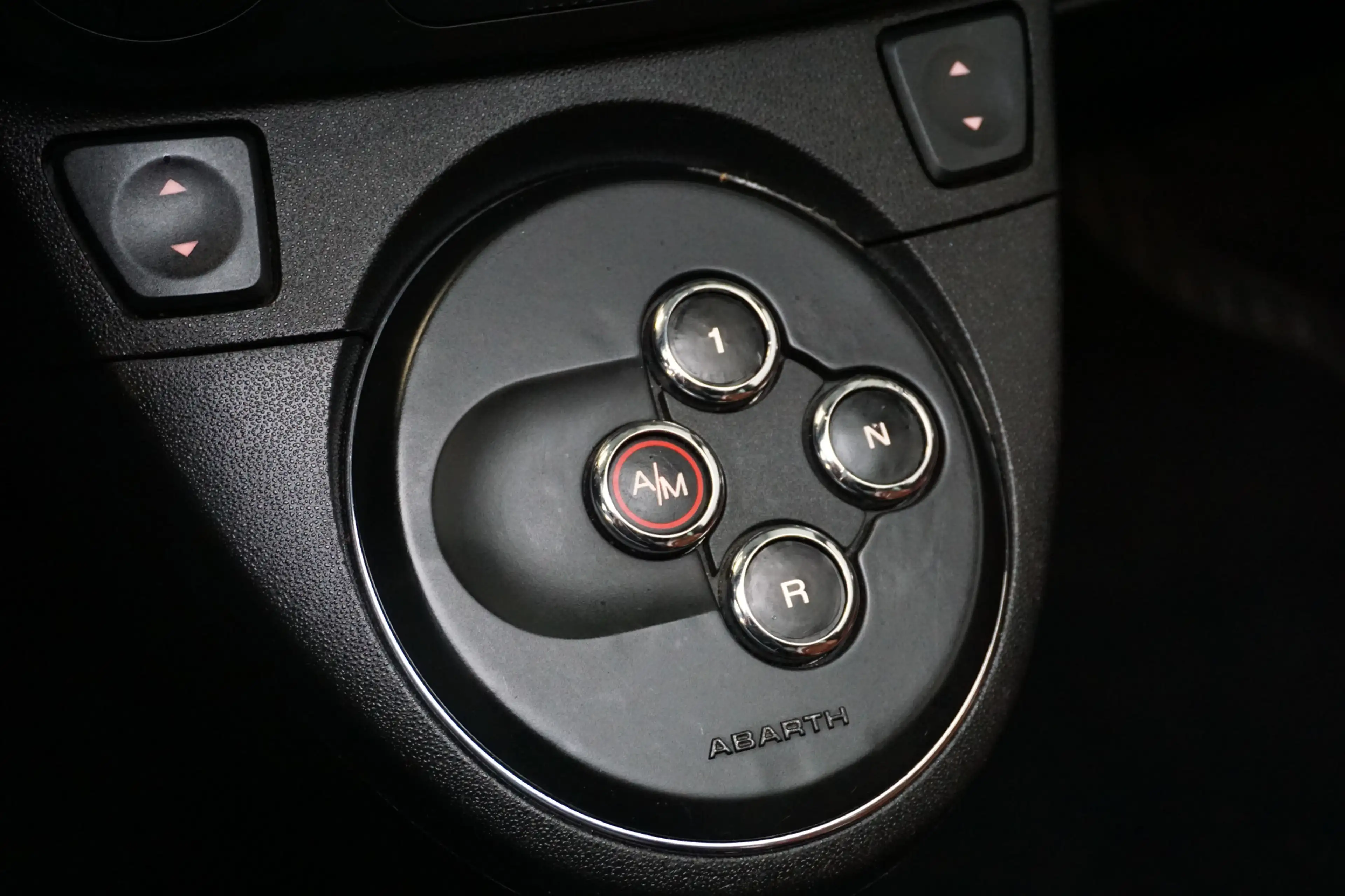 Fiat 500C Abarth 1.4-16V 140 PK! AUTOMAAT! CABRIO! BOM VOL! — photo 7
