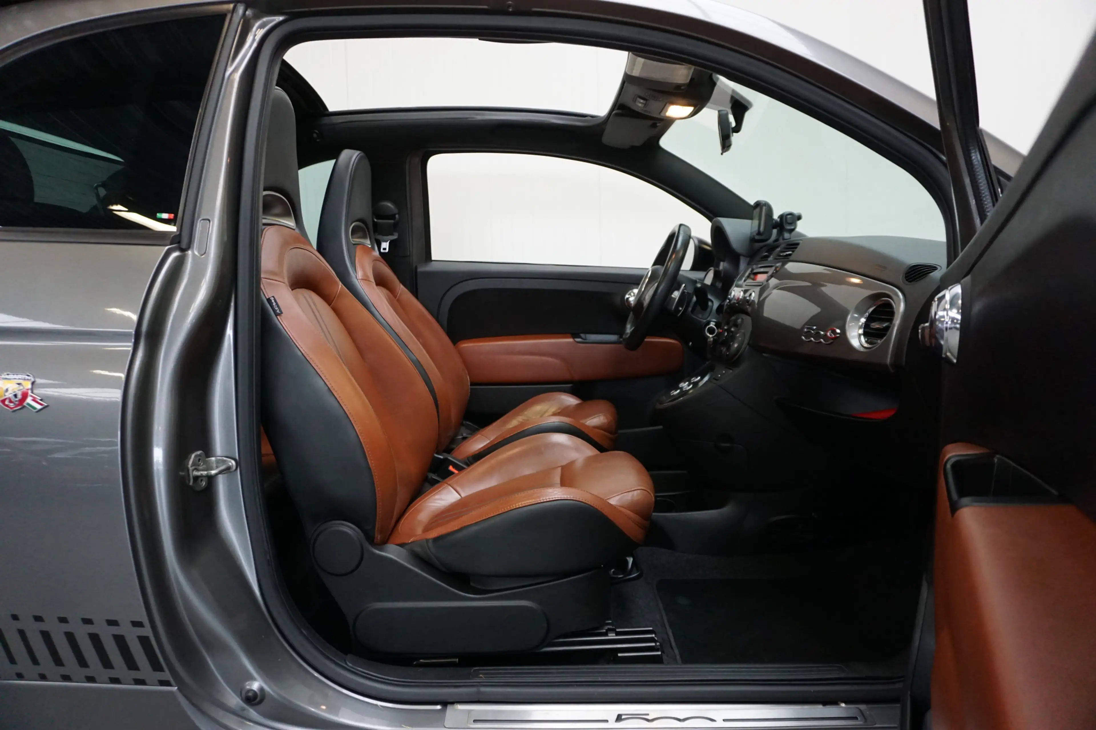 Fiat 500C Abarth 1.4-16V 140 PK! AUTOMAAT! CABRIO! BOM VOL! — photo 40