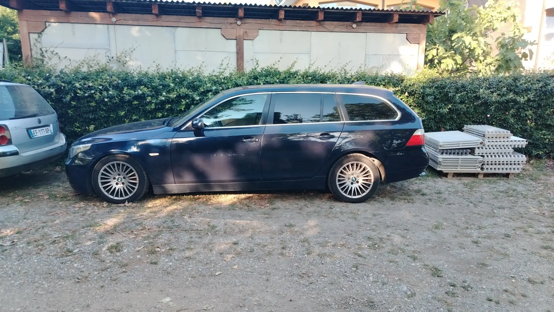 BMW 530 530d Touring Titanium - 2