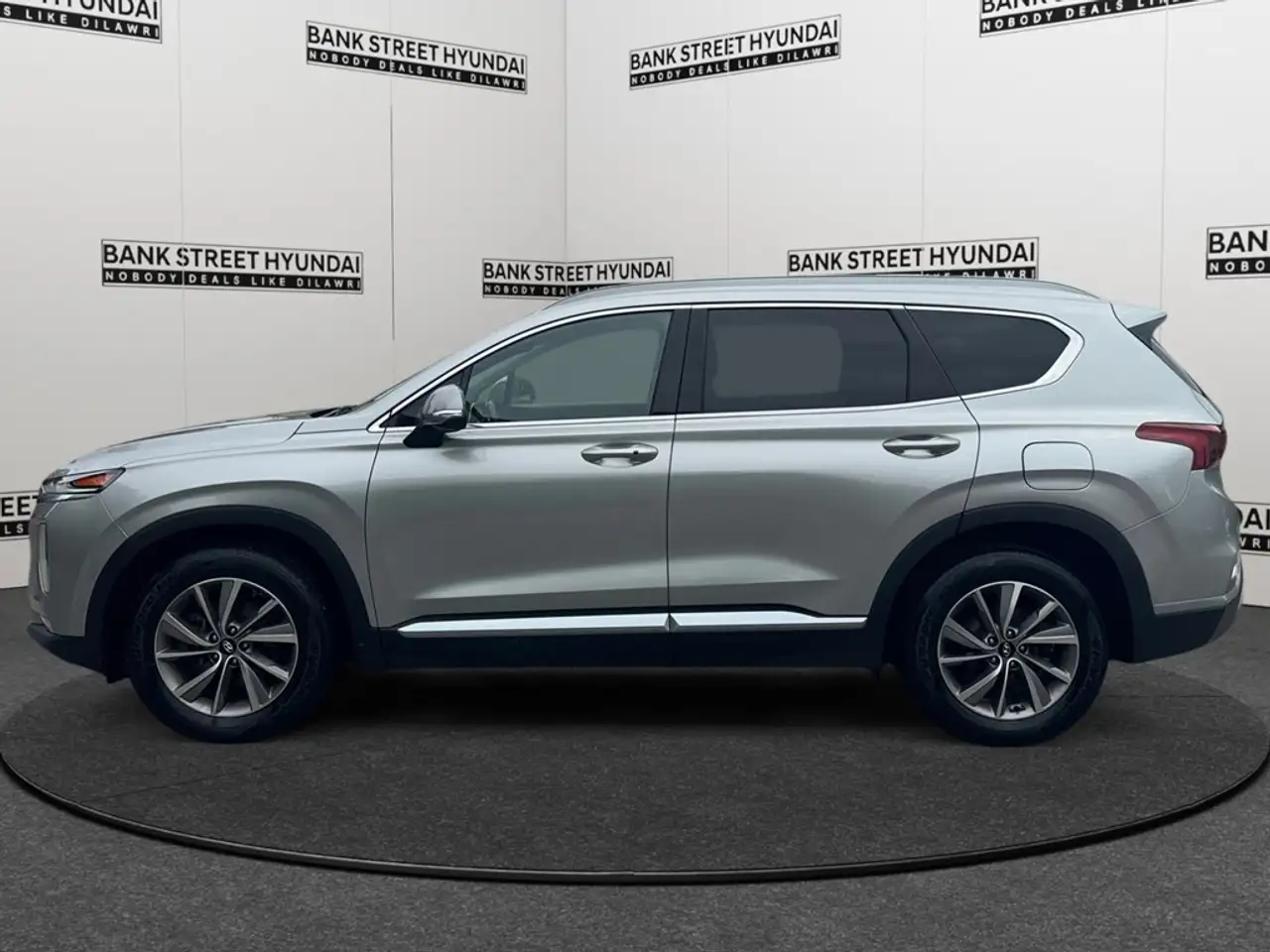 Hyundai SANTA FE photo Hyundai SANTA FE