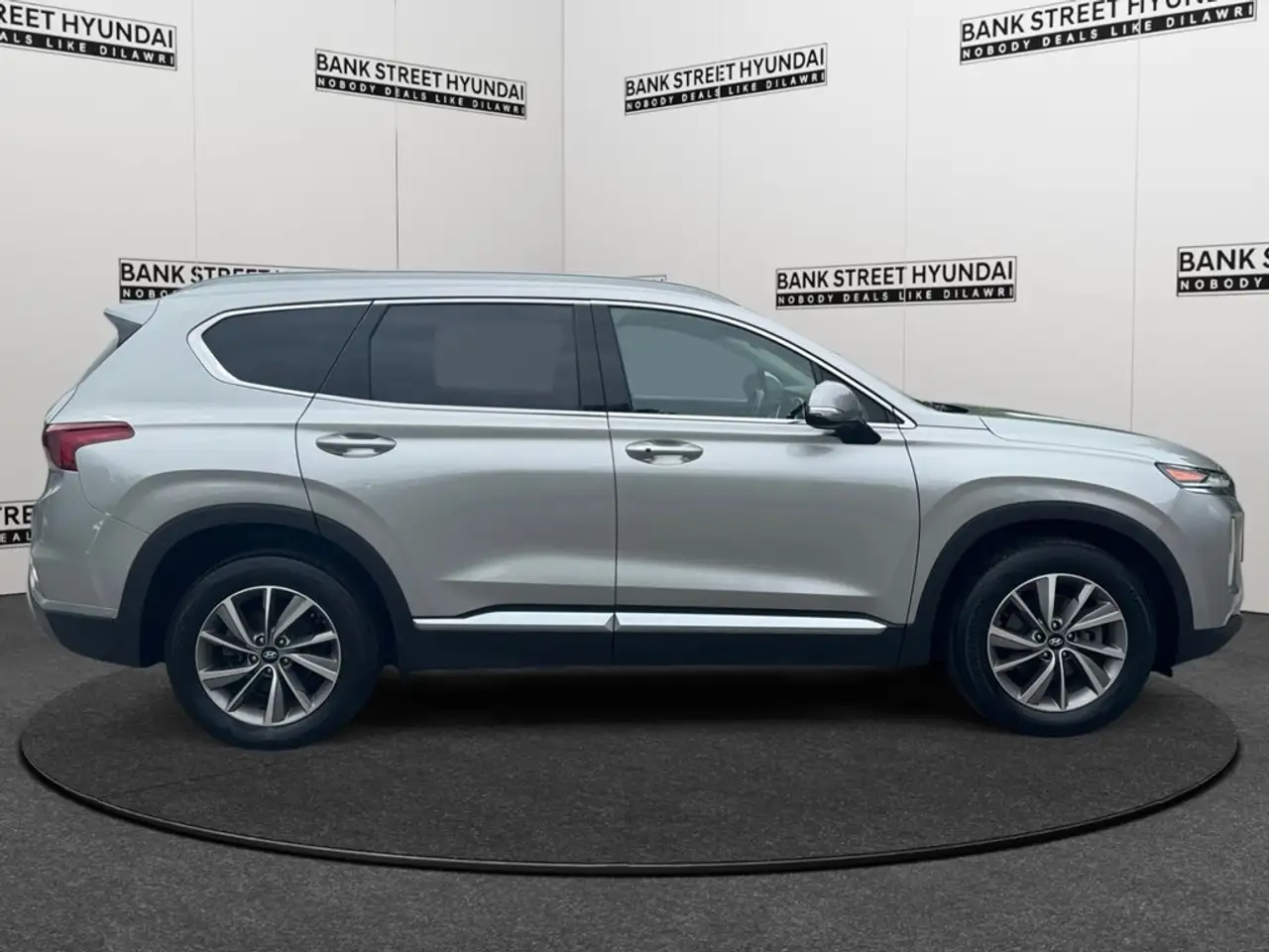Hyundai SANTA FE photo Hyundai SANTA FE