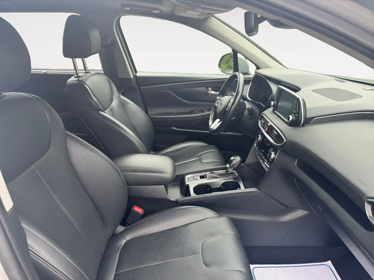 Hyundai SANTA FE photo Hyundai SANTA FE