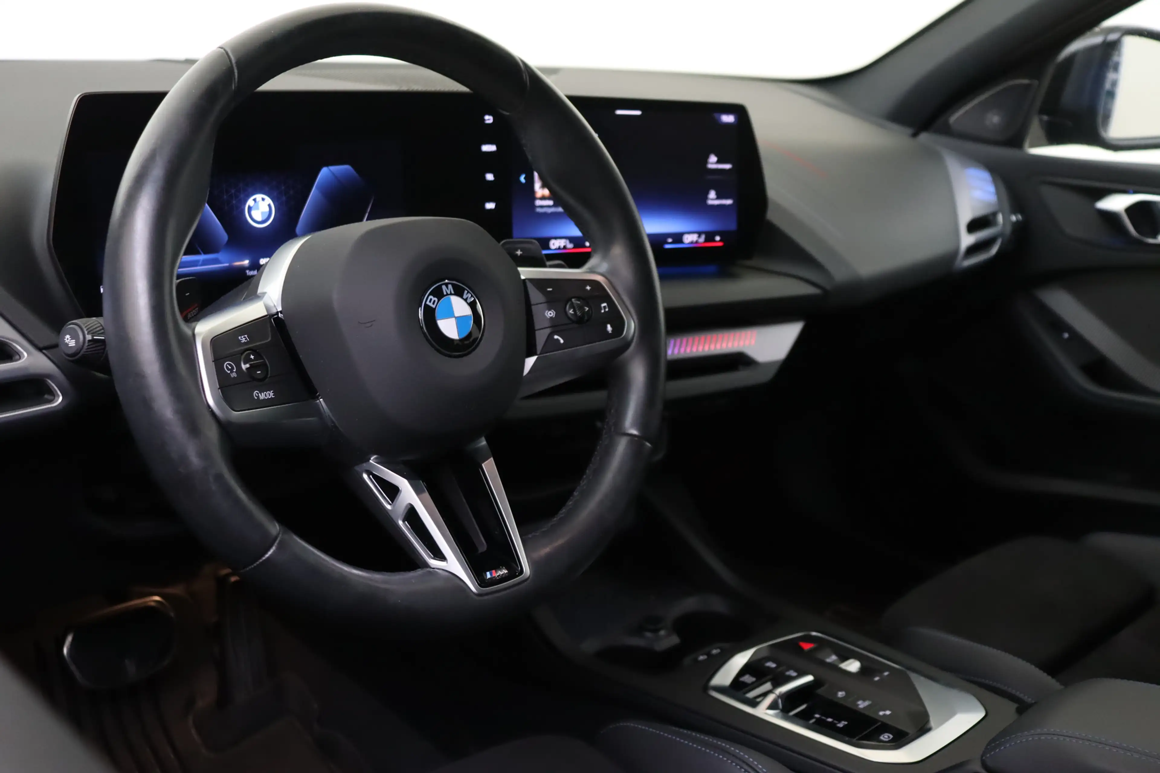 BMW 120 1 Serie M Sport Automaat / Panoramadak / Sportstoe — photo 3