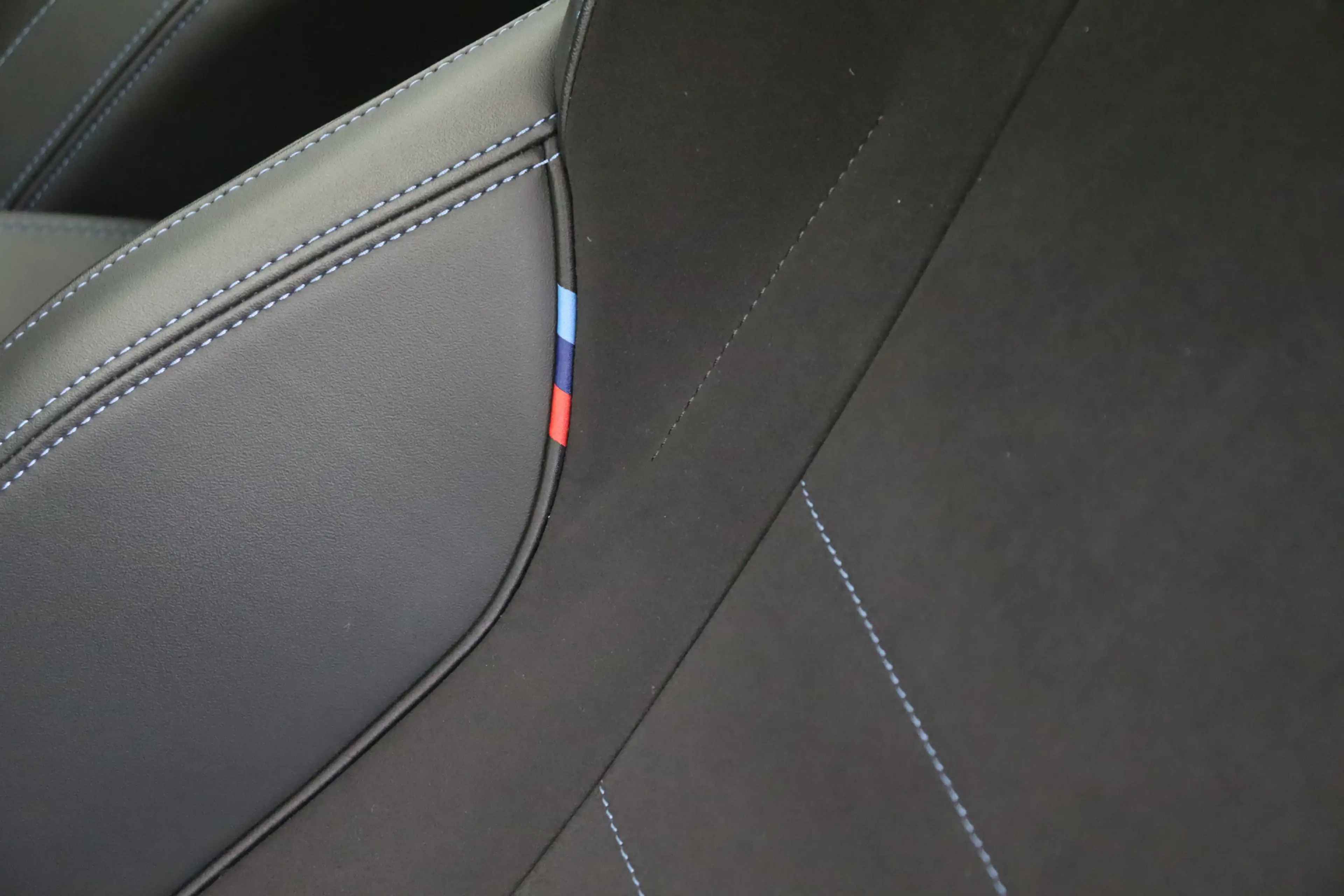 BMW 120 1 Serie M Sport Automaat / Panoramadak / Sportstoe — photo 9