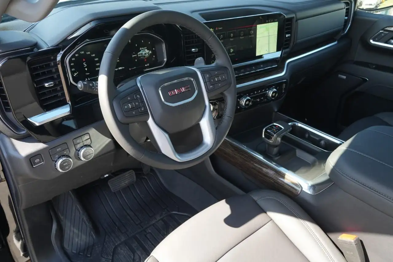GMC Sierra 1500 снимка GMC Sierra 1500