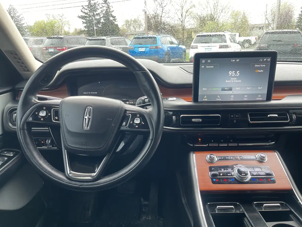 Lincoln Aviator снимка Lincoln Aviator
