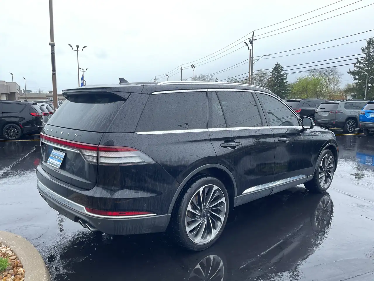Lincoln Aviator снимка Lincoln Aviator