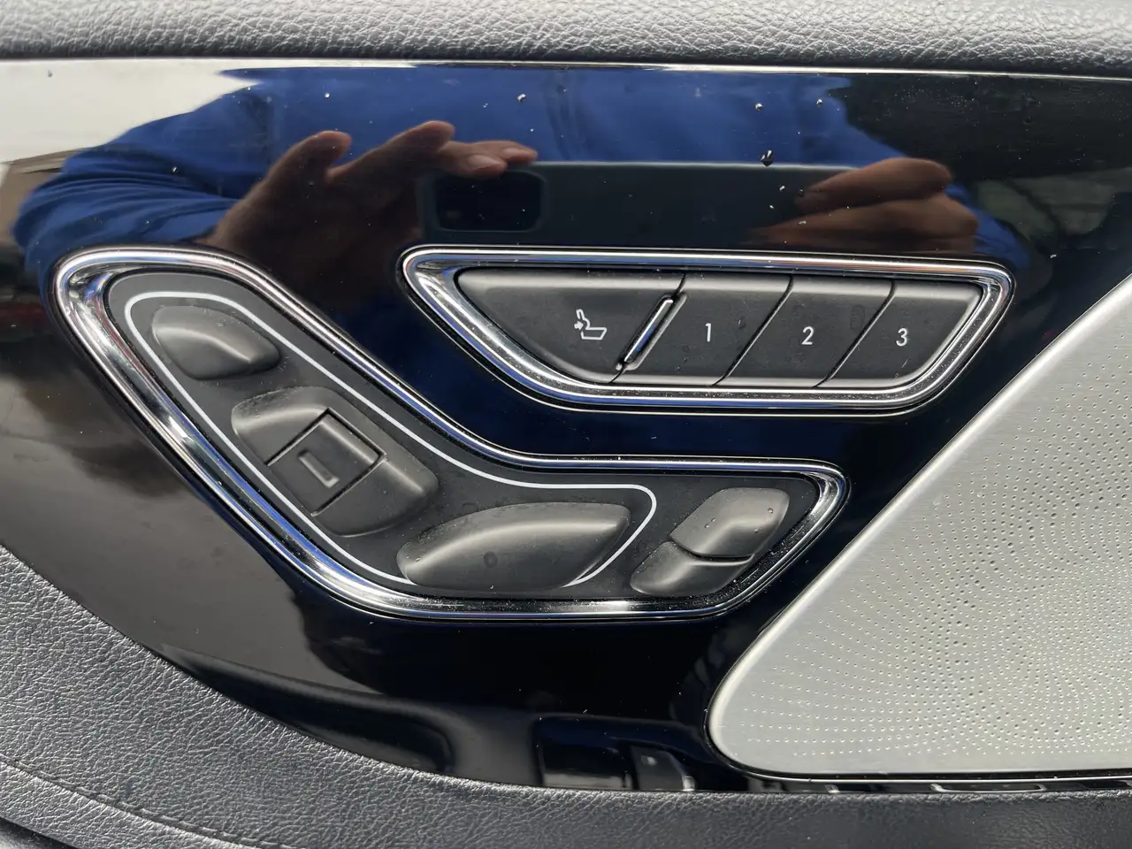 Lincoln Aviator снимка Lincoln Aviator