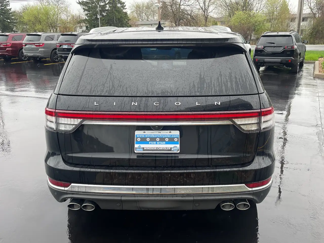 Lincoln Aviator снимка Lincoln Aviator