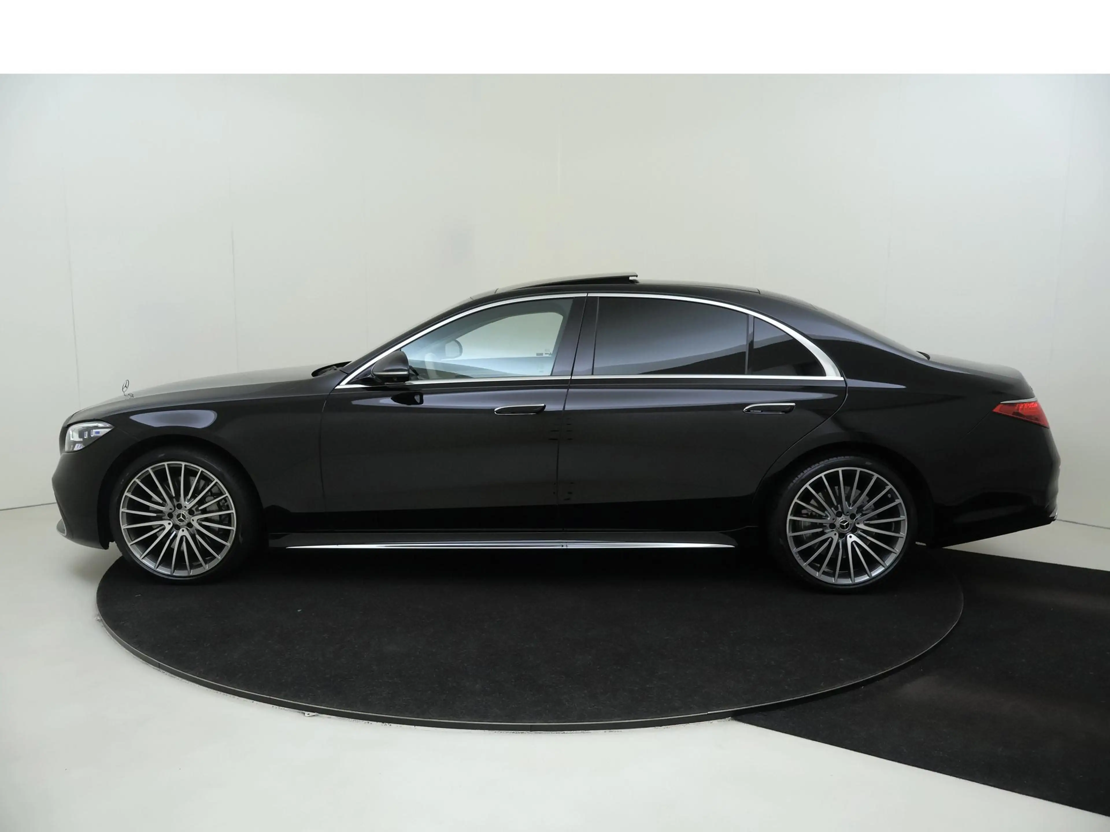 Mercedes-Benz S 580 4MATIC Lang AMG Line V8/ Panoramadak/ 21 inch/ Fir — photo 2