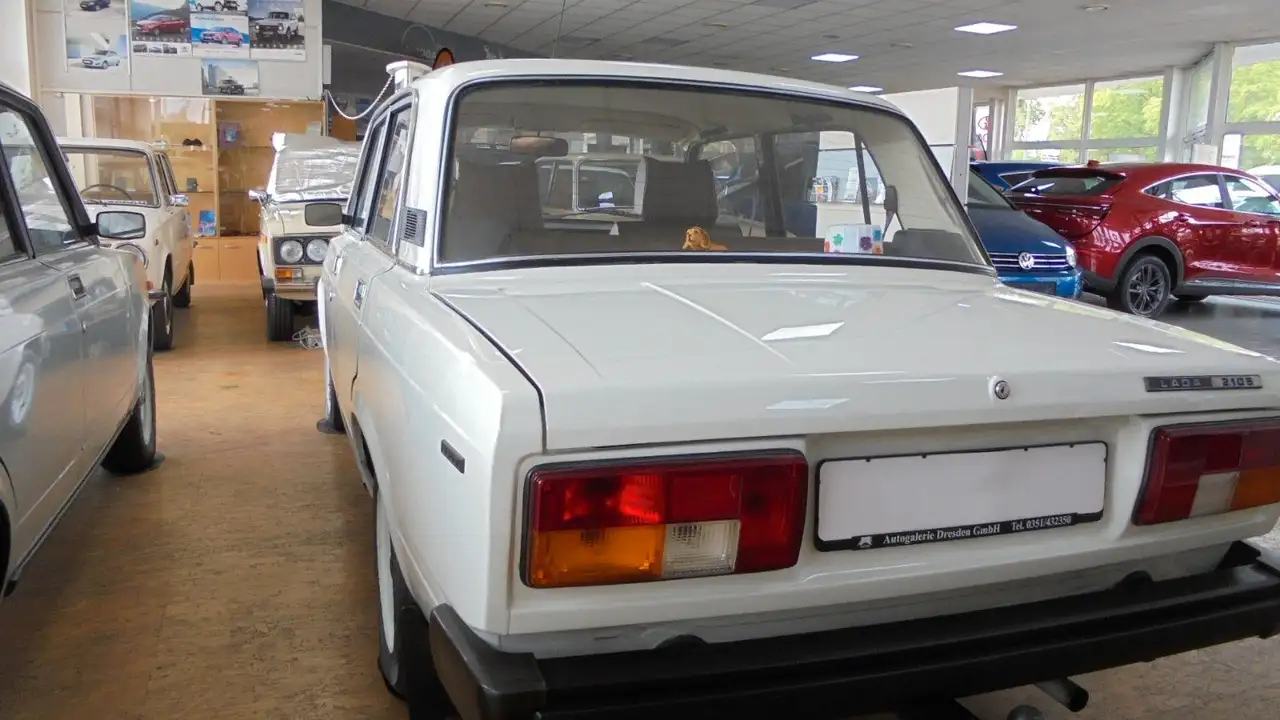 Lada 2105 H-Kennzeichen,AHZV 1,3,4-Gang,Radio,, foto 4