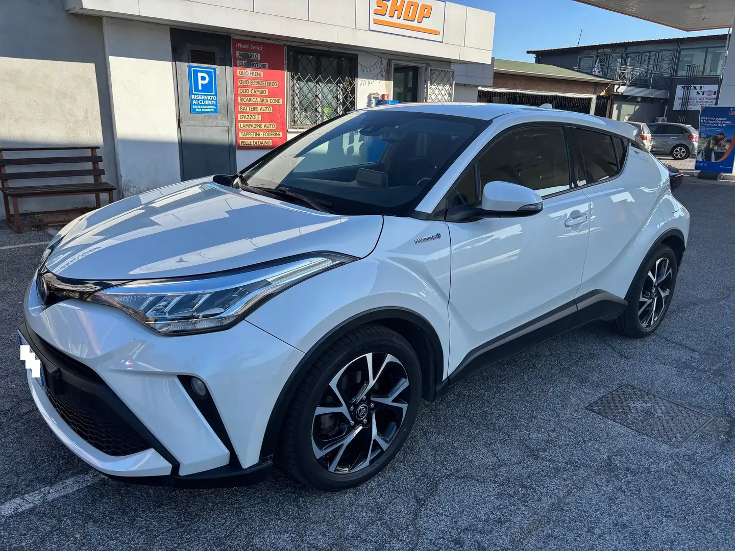 Toyota C-HR C-HR 1.8h Style my19 GOMME NUOVE KM CERTIFICATI Blanc - 2