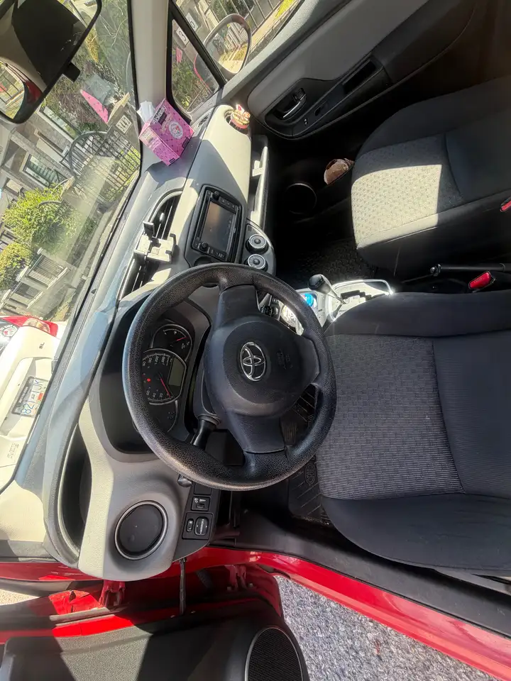 Toyota Yaris снимка Toyota Yaris