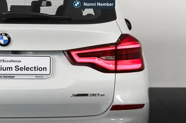 BMW X3 view 6